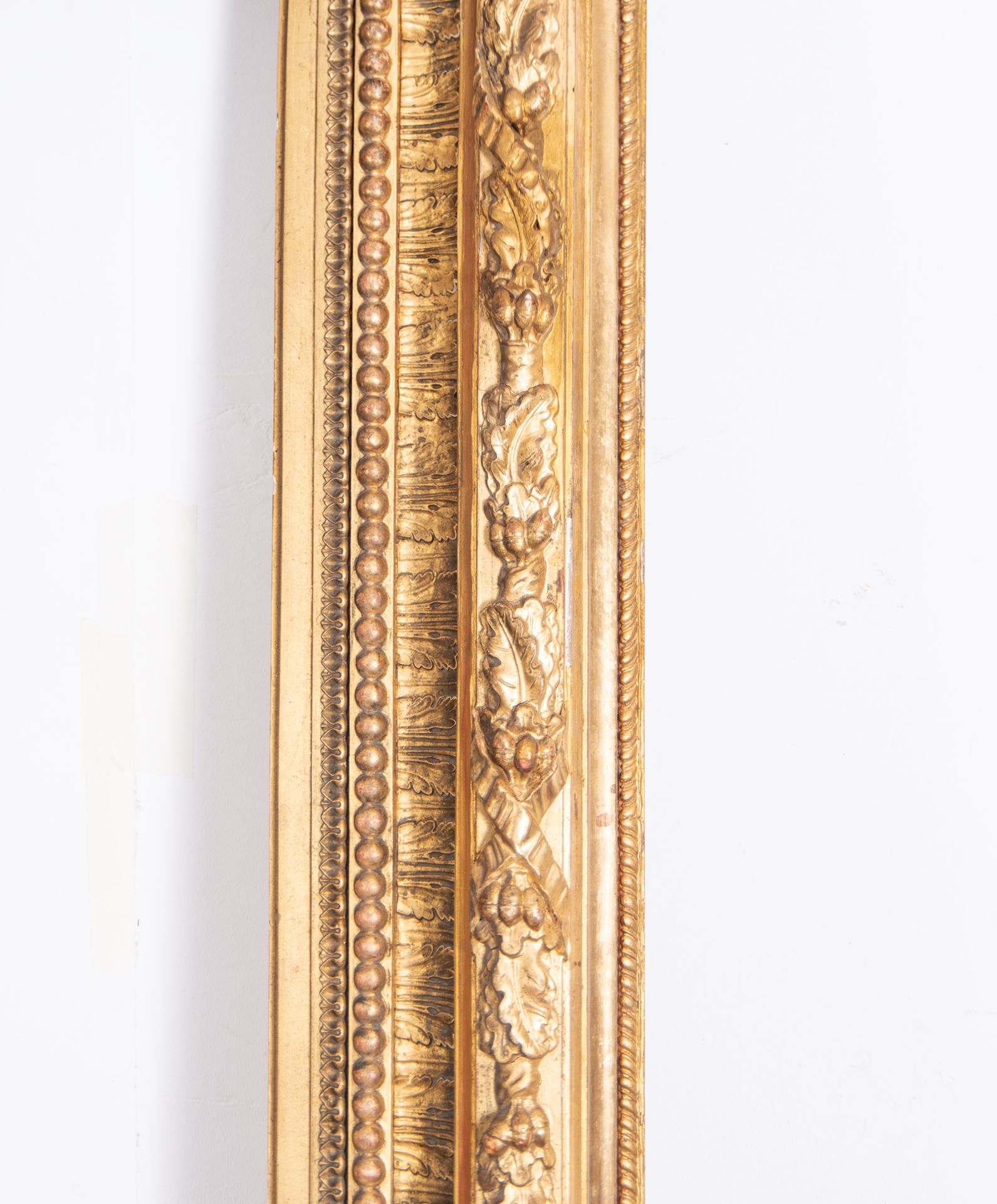 Large French Gilt Frame in Wood and Gilt Stucco, 19th century - Bild 4 aus 7