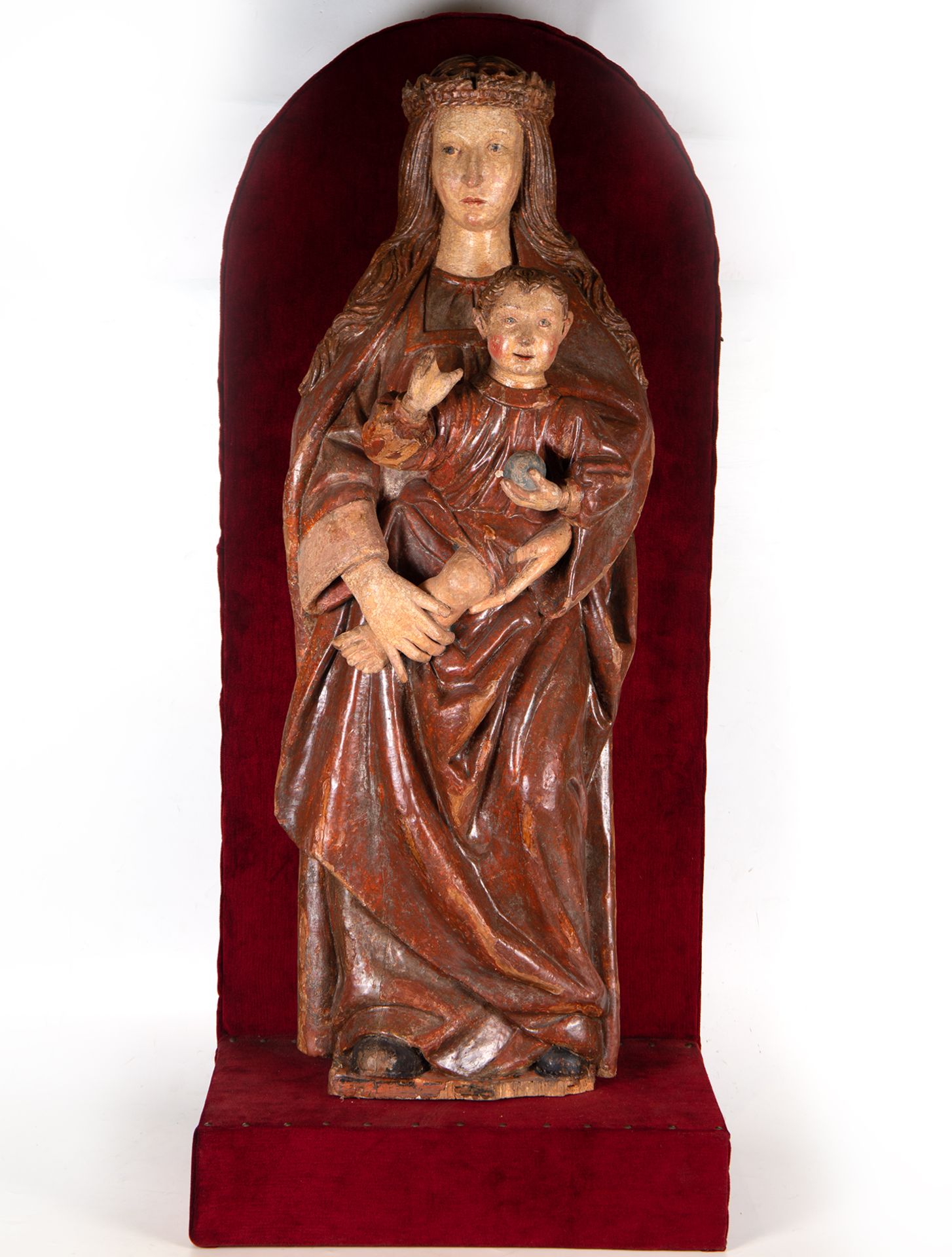 Large Virgin of Mechelen with Child in Arms, school of Mechelen, XV - XVI century
