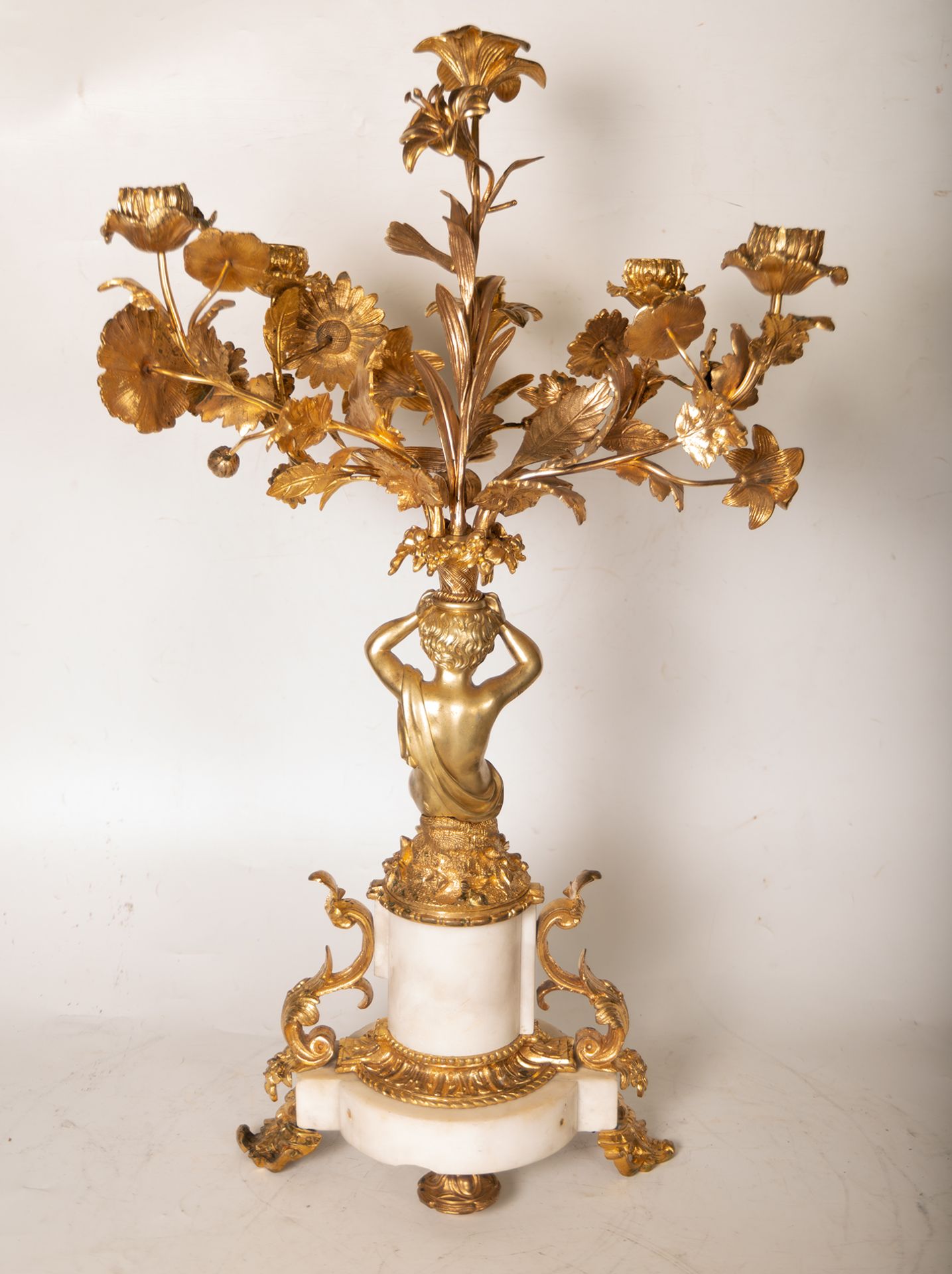 Large Garrison with table clock and pair of cherub candlesticks in Marble and gilt bronze, French sc - Bild 7 aus 11