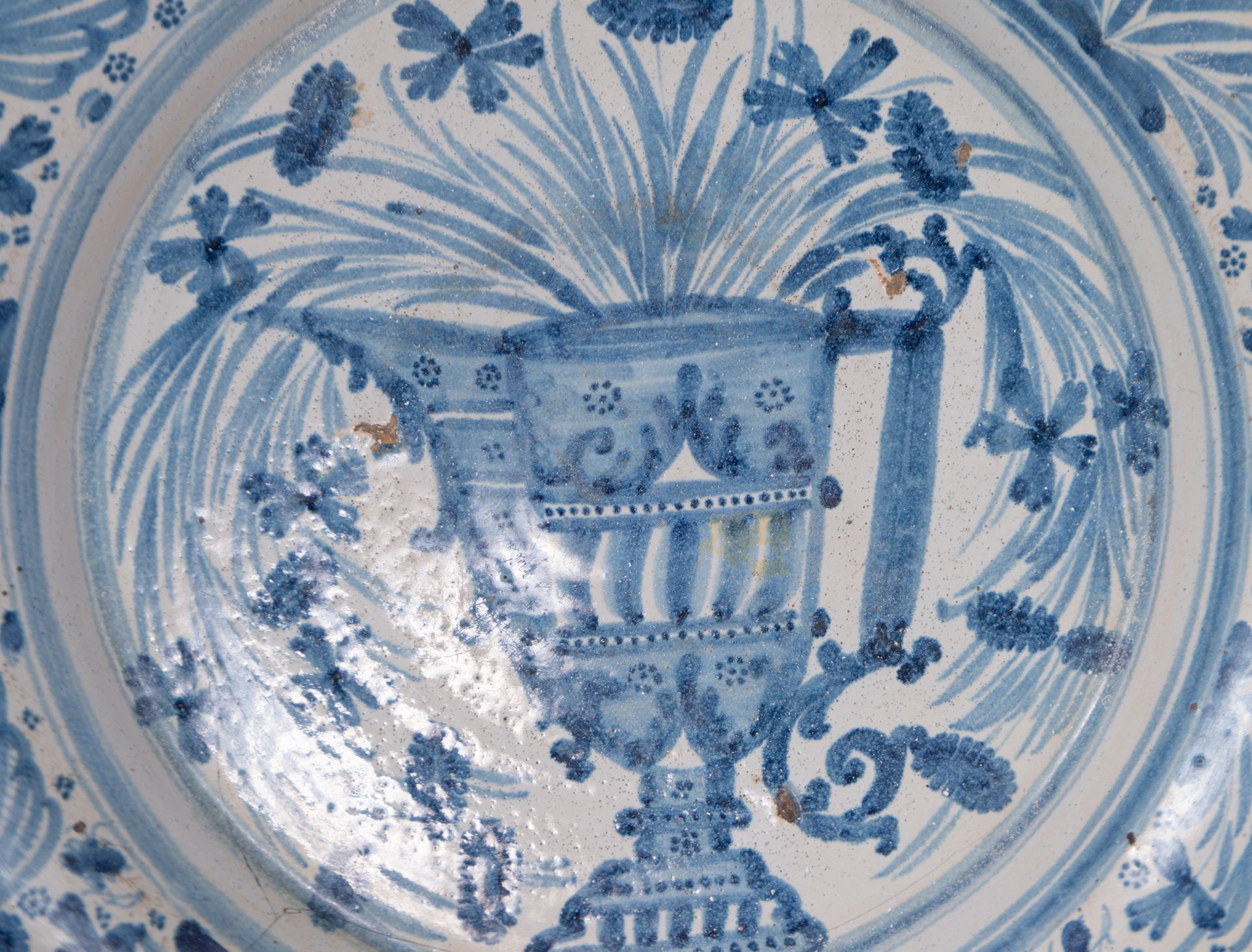 Large Talavera Ceramic Plate, 17th century - Image 2 of 3