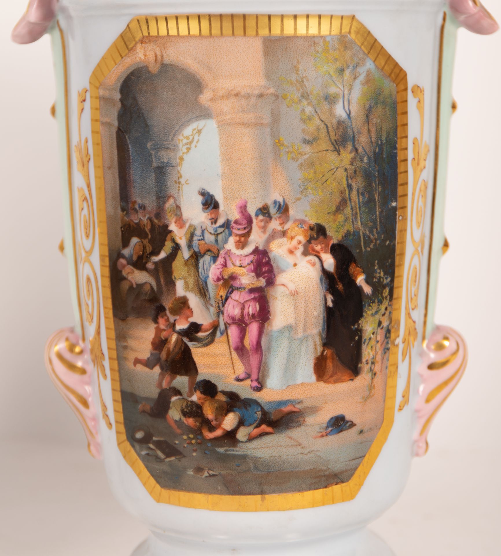 Pair of Viennese porcelain vases, late 19th century - Image 3 of 5