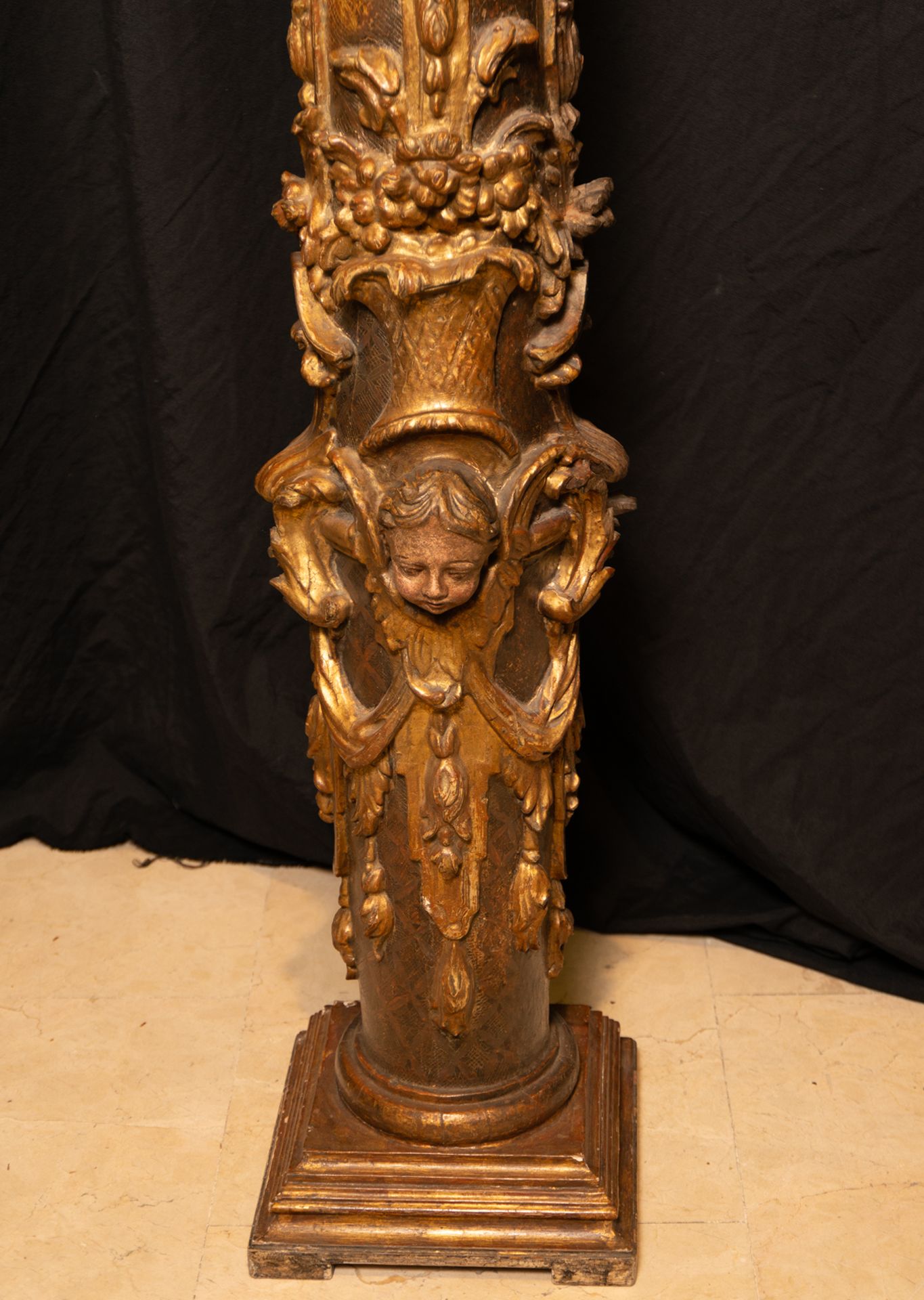 Important pair of Baroque Columns in gilded wood, Sevillian school of the 17th century - Image 13 of 16