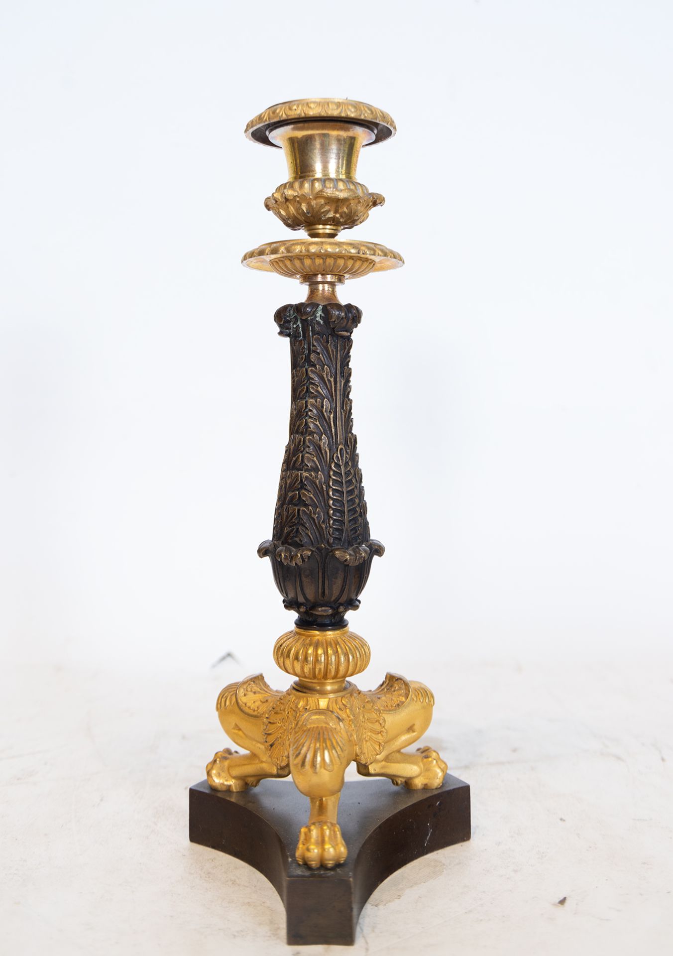 Important Garniture in Gilt Bronze and patinated Bronze Empire style, France, 19th century - Bild 5 aus 5