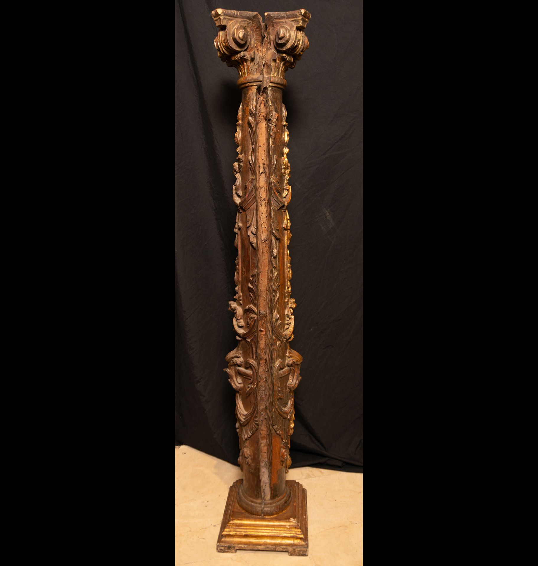 Important pair of Baroque Columns in gilded wood, Sevillian school of the 17th century - Image 15 of 16