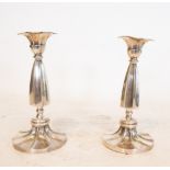 Pair of Art Deco Chandeliers in Sterling Silver from the beginning of the 20th century, with contras