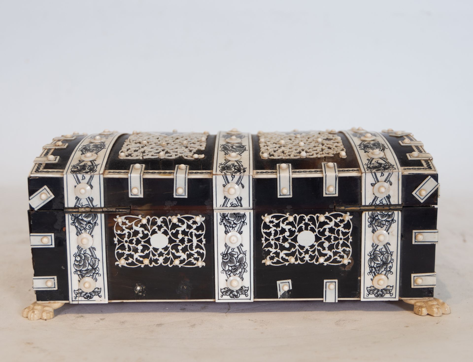 Anglo-Indian sewing box in marquetry of bone and ebony, Anglo-Indian school of the 19th century - Image 4 of 5