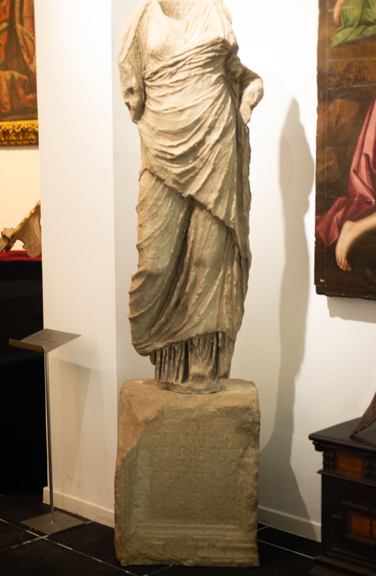 Important Sculpture of Goddess Ceres in Marble Dust, following Roman models from the I - II centurie - Bild 4 aus 11