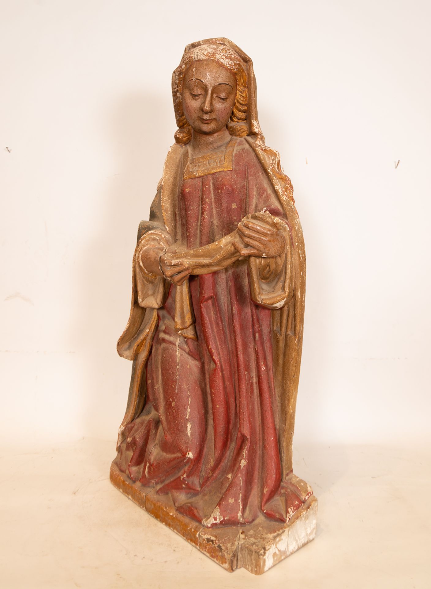 Virgin with the Holy Shroud, following Gothic models, French school of the 19th century - Image 2 of 4