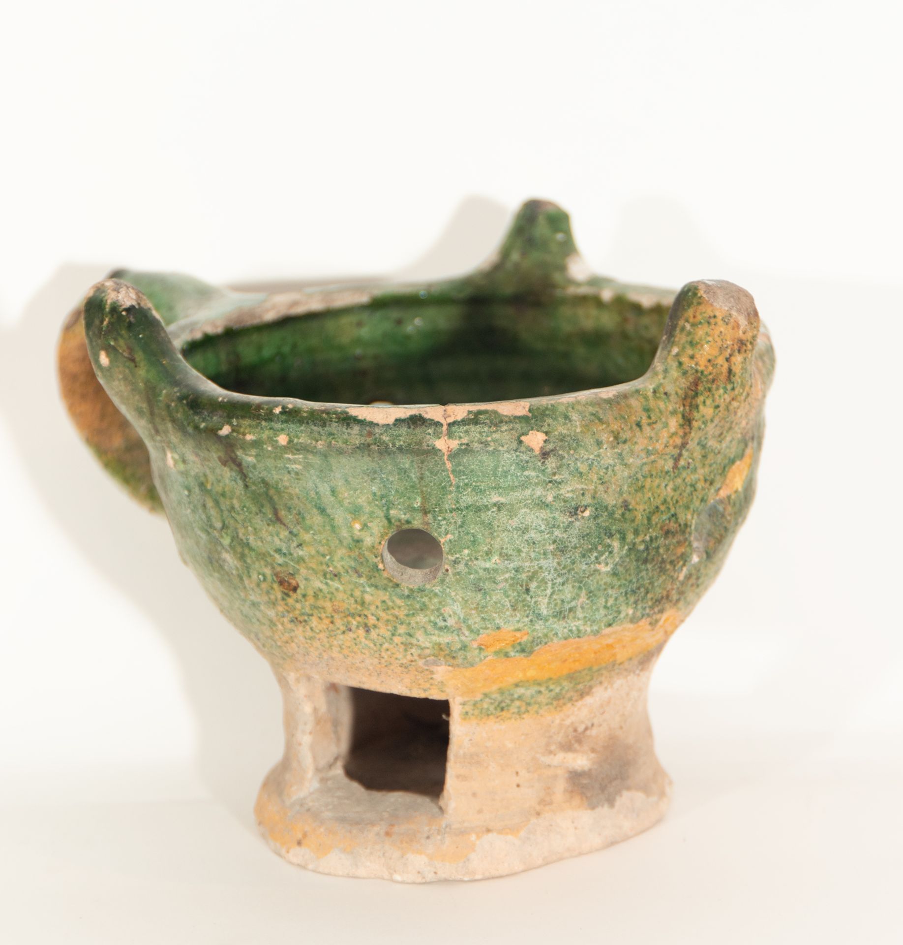 Nasrid candle holder in green-glazed ceramic, Granada school of the 13th - 15th centuries