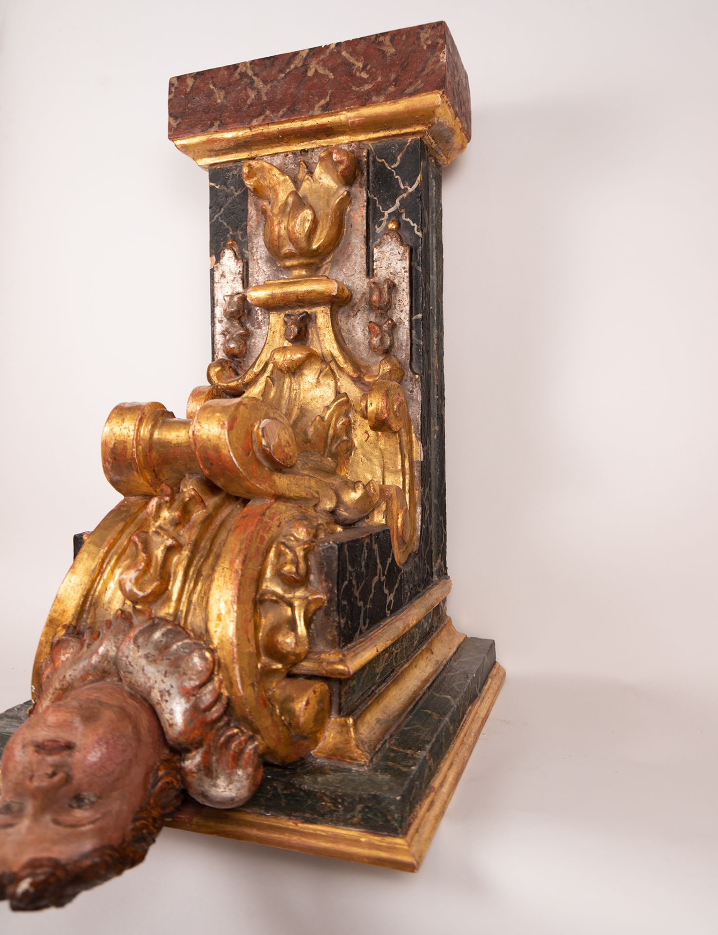 Large pair of Baroque wall corbels with Cherub finishings, Spain, 17th - 18th centuries - Bild 5 aus 9