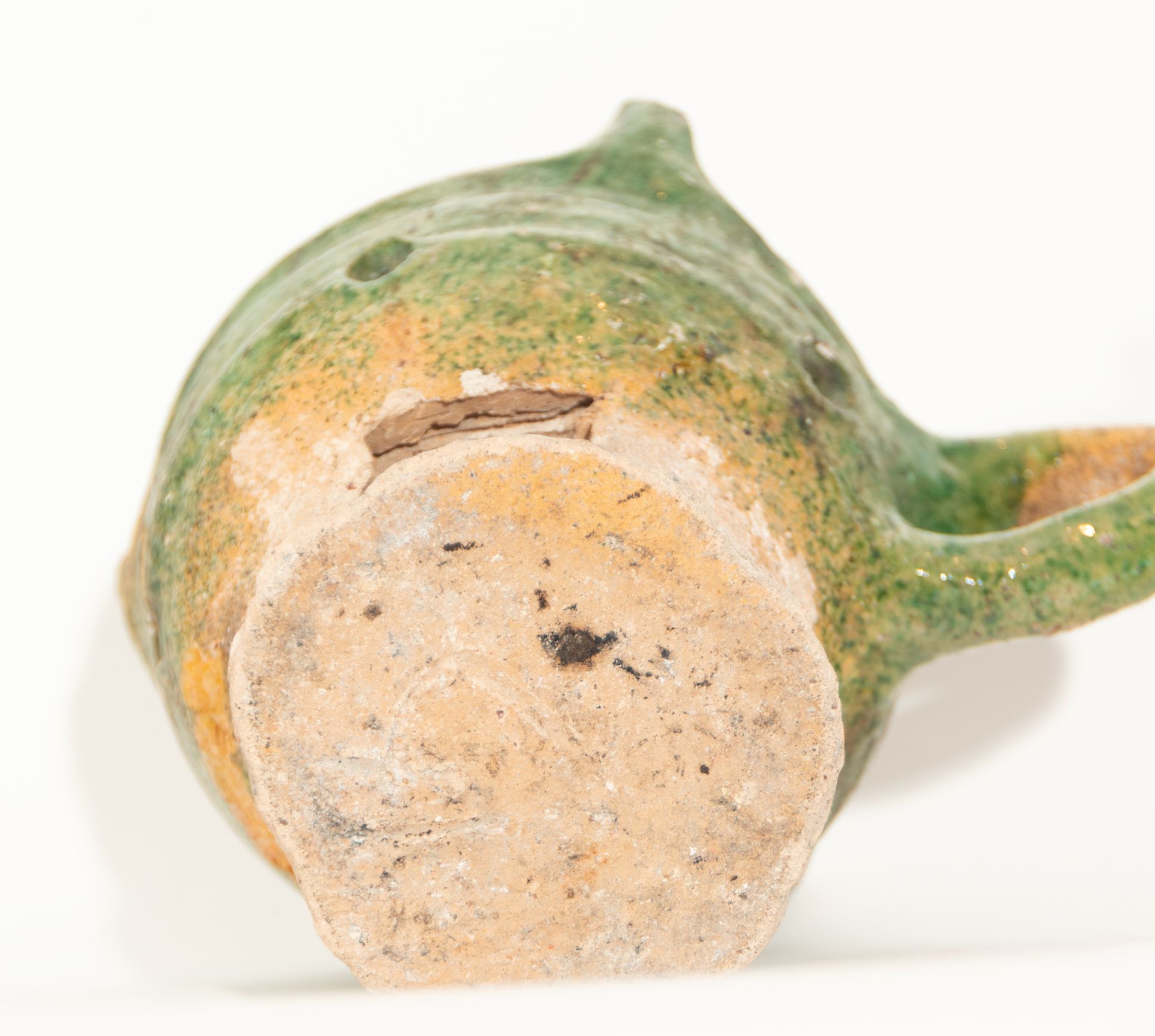 Nasrid candle holder in green-glazed ceramic, Granada school of the 13th - 15th centuries - Image 3 of 5