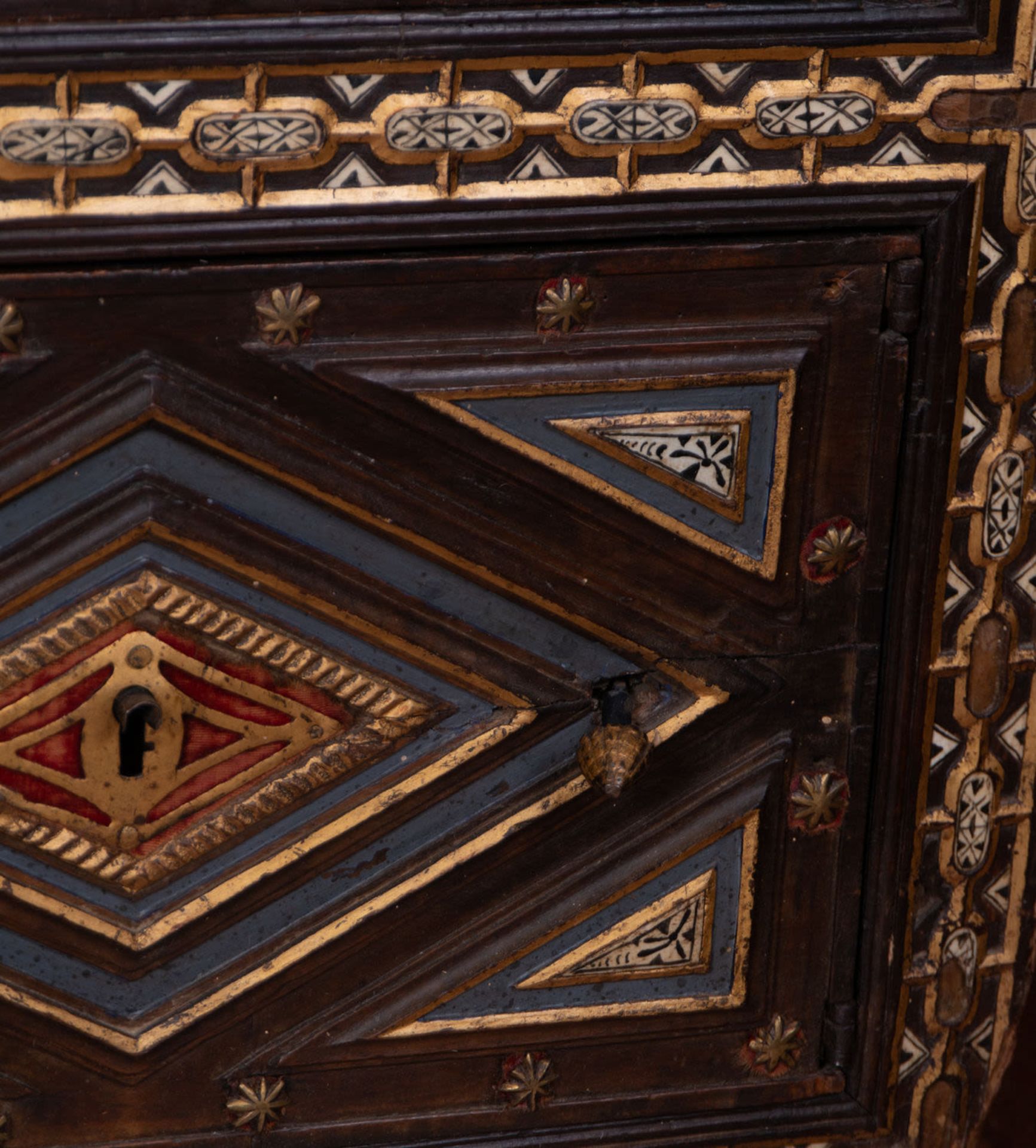 Exceptional Spanish Vargueno Cabinet complete with table, Toledo school of the 17th century - Image 23 of 26