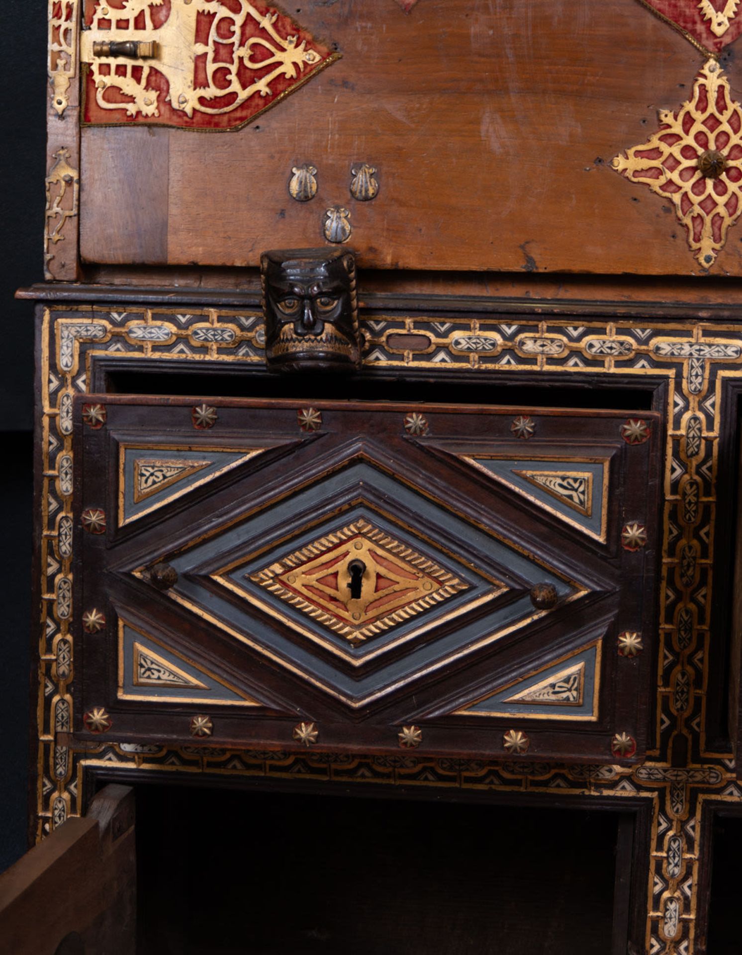 Exceptional Spanish Vargueno Cabinet complete with table, Toledo school of the 17th century - Image 6 of 26
