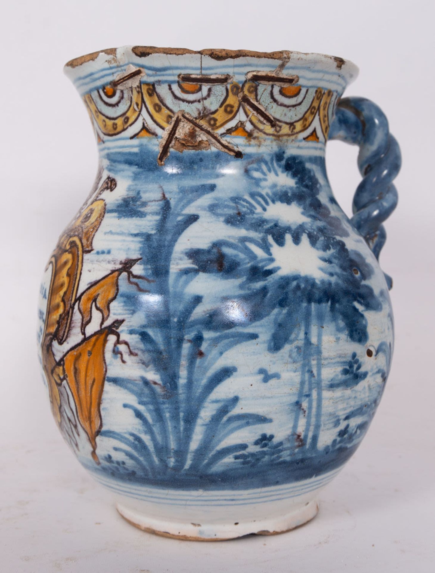 Talavera jug with Cofrade Coat of Arms, 18th century - Bild 2 aus 4