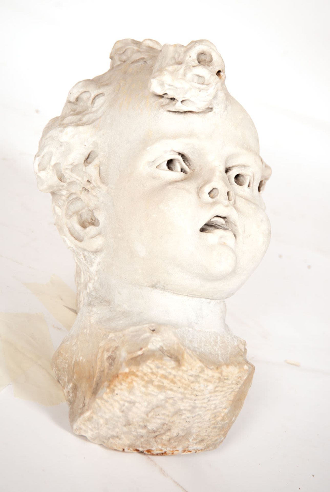 Carrara marble element with Angel's Head, Italian school of the 18th century - Bild 3 aus 10