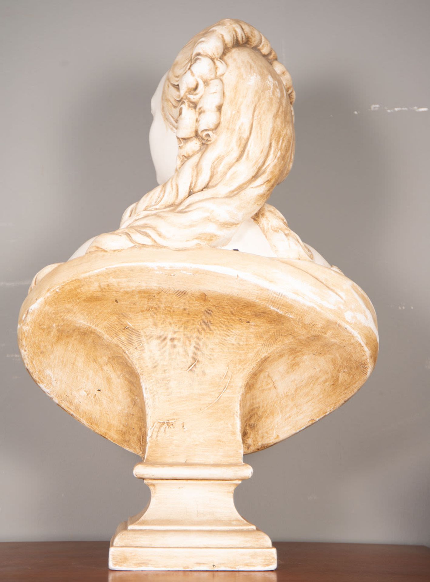 Bust of Queen Henrietta Maria in plaster, following Van Dyck models, European school of the 20th cen - Image 4 of 10