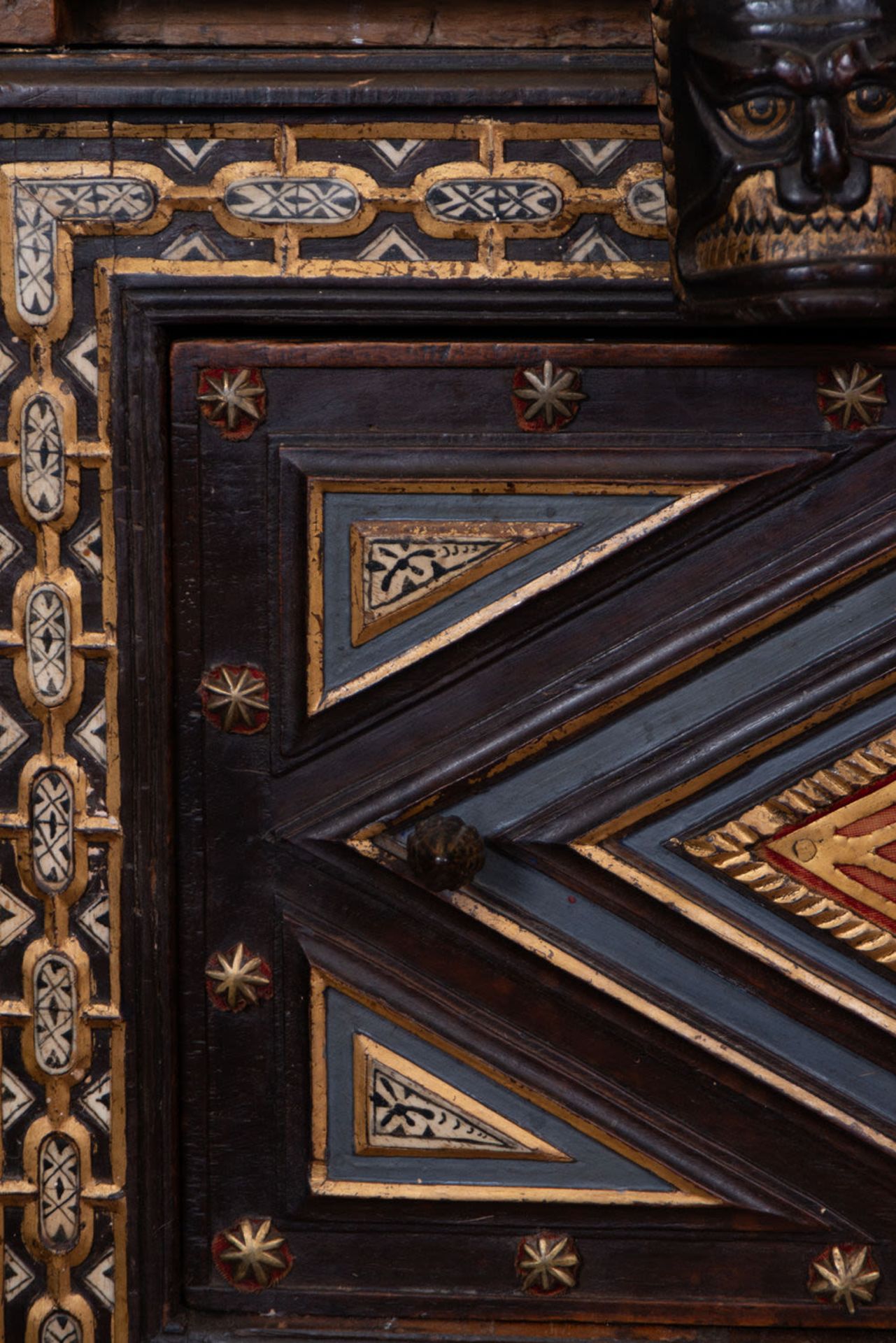Exceptional Spanish Vargueno Cabinet complete with table, Toledo school of the 17th century - Image 22 of 26
