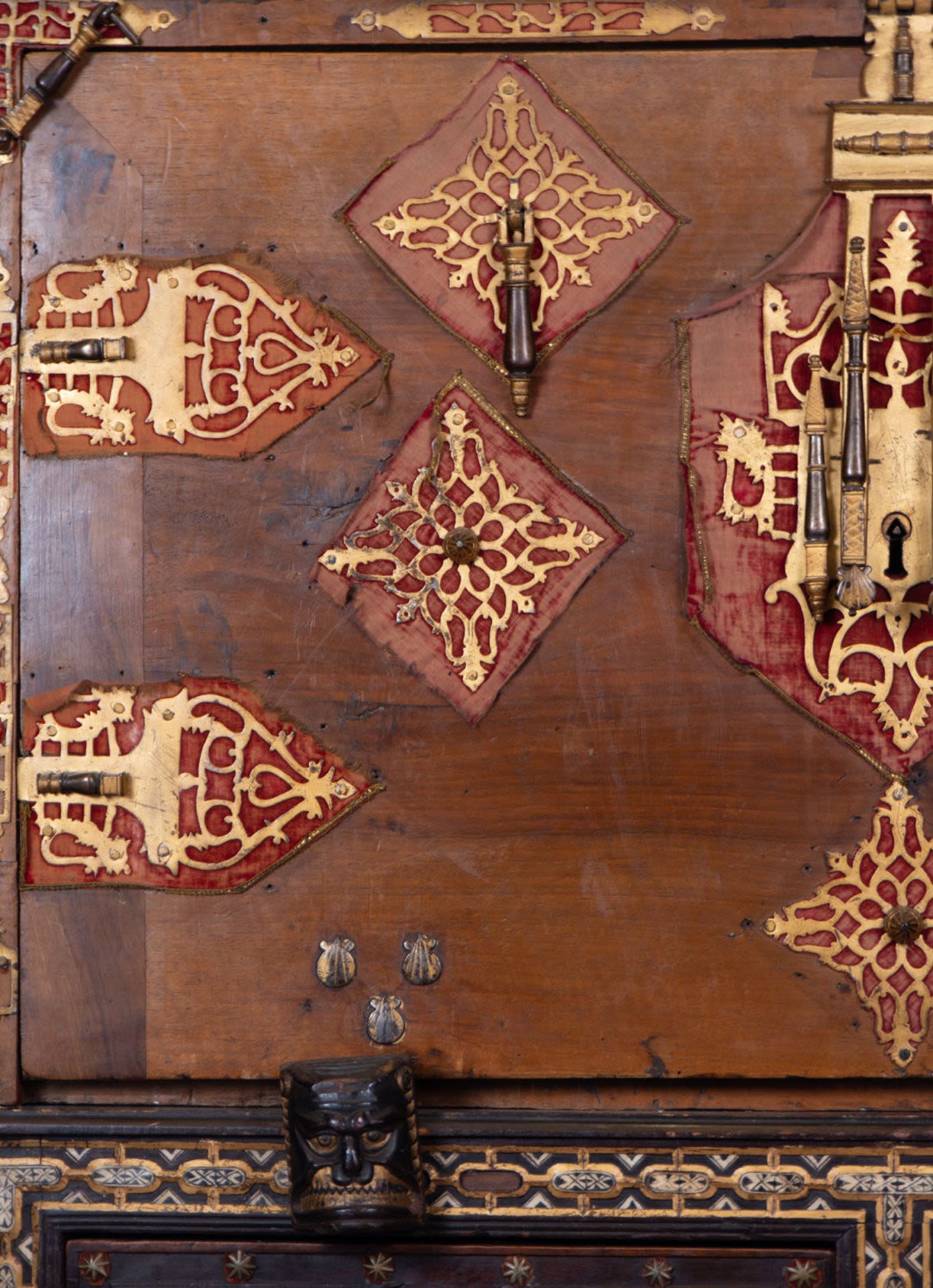 Exceptional Spanish Vargueno Cabinet complete with table, Toledo school of the 17th century - Image 2 of 26