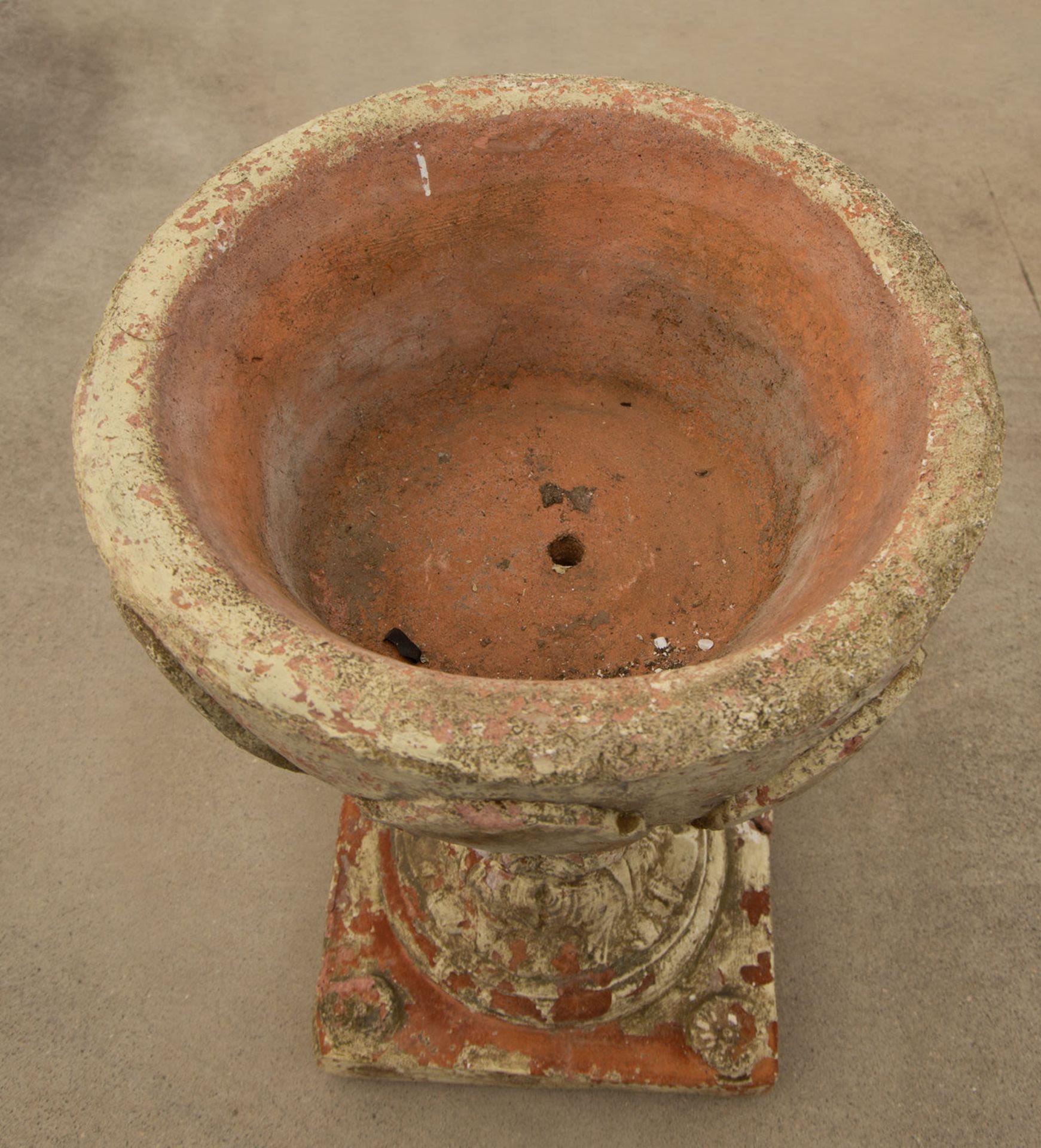 Large Renaissance-style terracotta basin, 19th century - Bild 5 aus 7