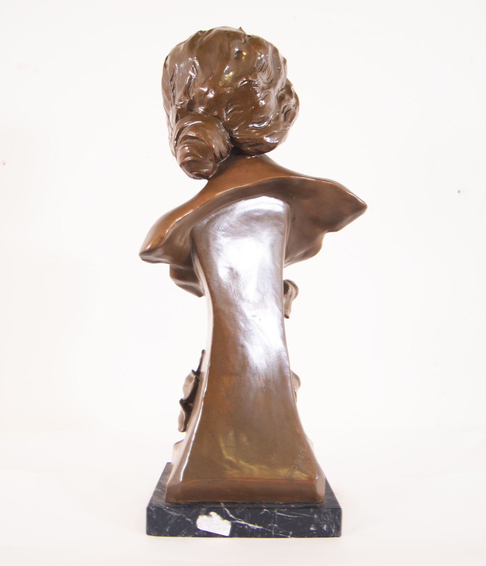 Bust of a Lady in Bronze in Art Nouveau Style, French or Austrian school from the end of the 19th ce - Bild 6 aus 8