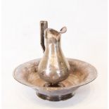 19th century basin with Bass Plate in sterling silver, 19th century Spanish school