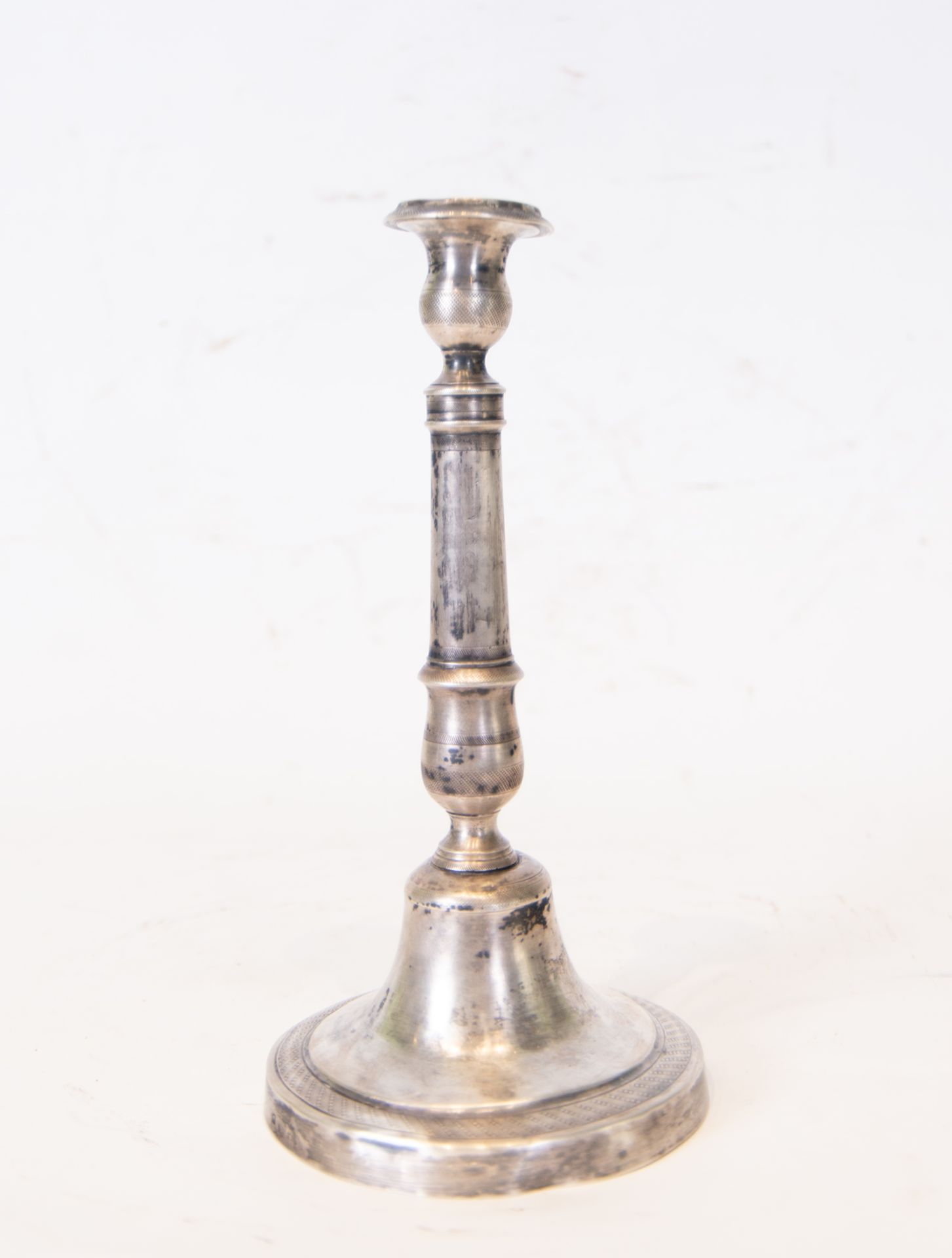 Pair of rare Fernandino candlesticks in solid silver, Spanish school of the 18th - 19th century - Image 3 of 8