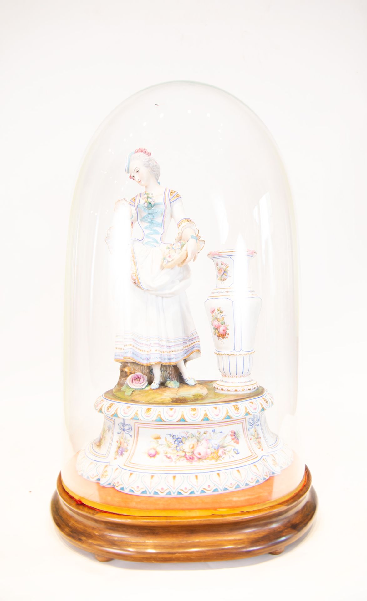 Large Pair of Figures in German Biscuit Porcelain with Crystal lanterns, German school of the 19th c - Image 6 of 9