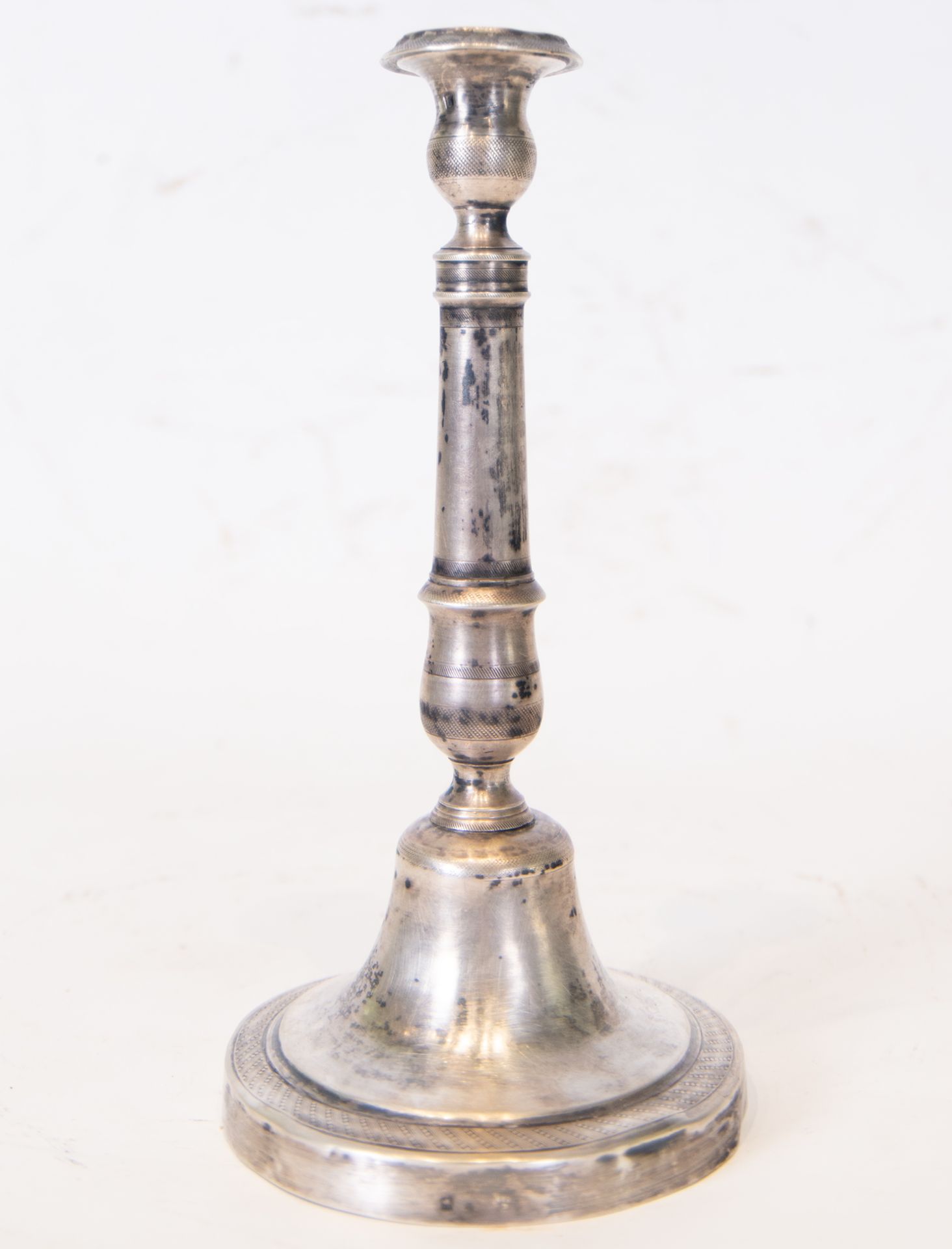 Pair of rare Fernandino candlesticks in solid silver, Spanish school of the 18th - 19th century - Image 2 of 8