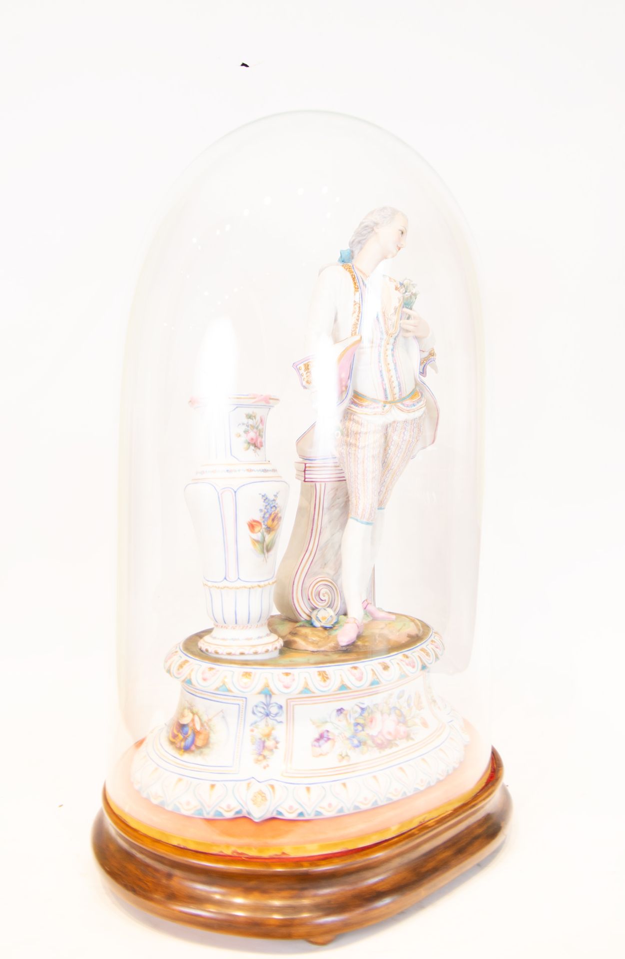 Large Pair of Figures in German Biscuit Porcelain with Crystal lanterns, German school of the 19th c - Image 4 of 9