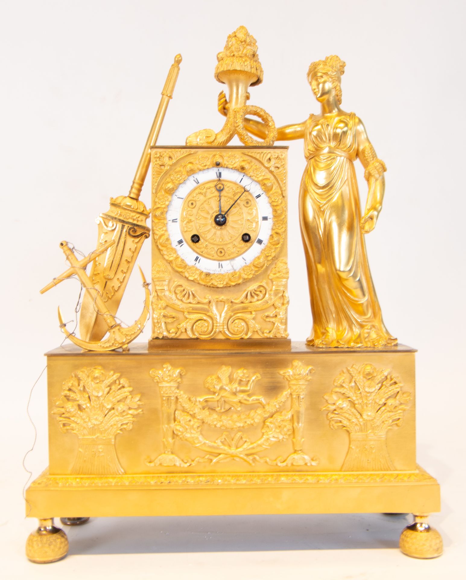 Important French gilt bronze tabletop clock representing the Goddess Ceres in Empire style, French s