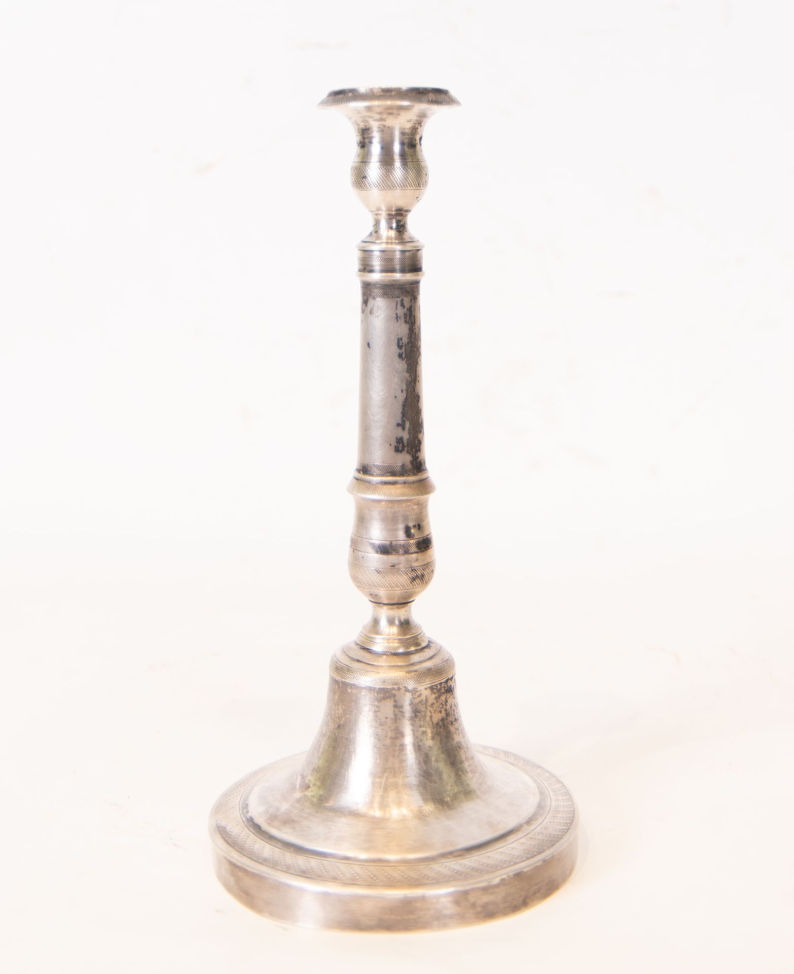 Pair of rare Fernandino candlesticks in solid silver, Spanish school of the 18th - 19th century - Image 8 of 8