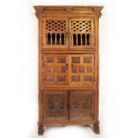 Portuguese cupboard furniture from the 18th century in Walnut and pine wood, Portuguese school from