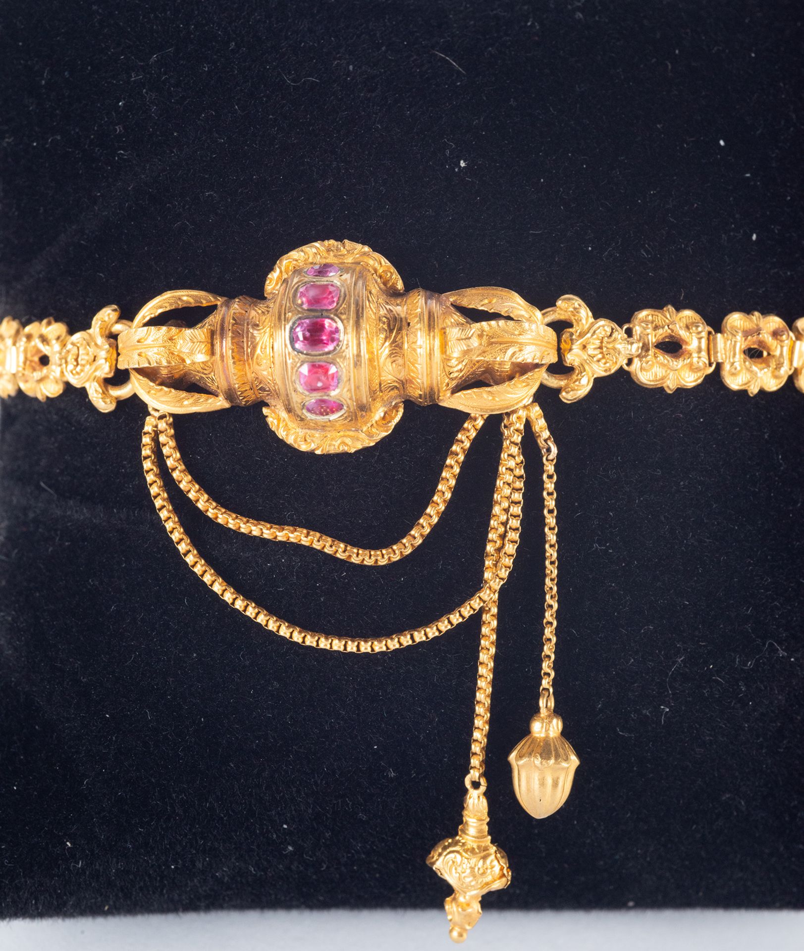 Important Directory Style Lady Bracelet, end of the 18th - 19th century, in 18-karat gold. - Image 2 of 2