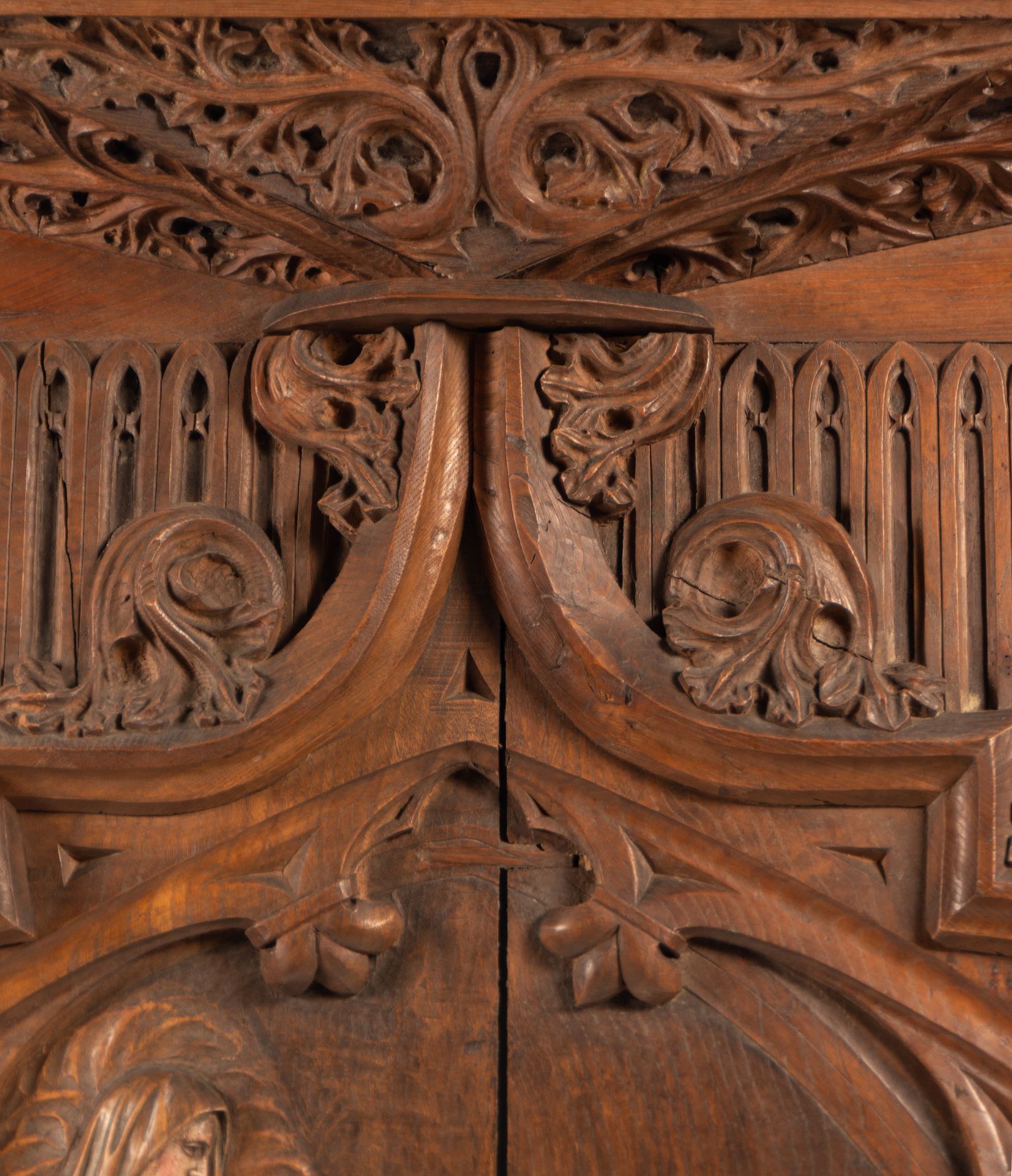 Virgin appearing to a Franciscan Monk, Neo-Gothic Relief in Oak, French school XIX century - Image 8 of 9