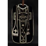 Jesuit Chasuble in velvet, silver thread and pearls, 19th century