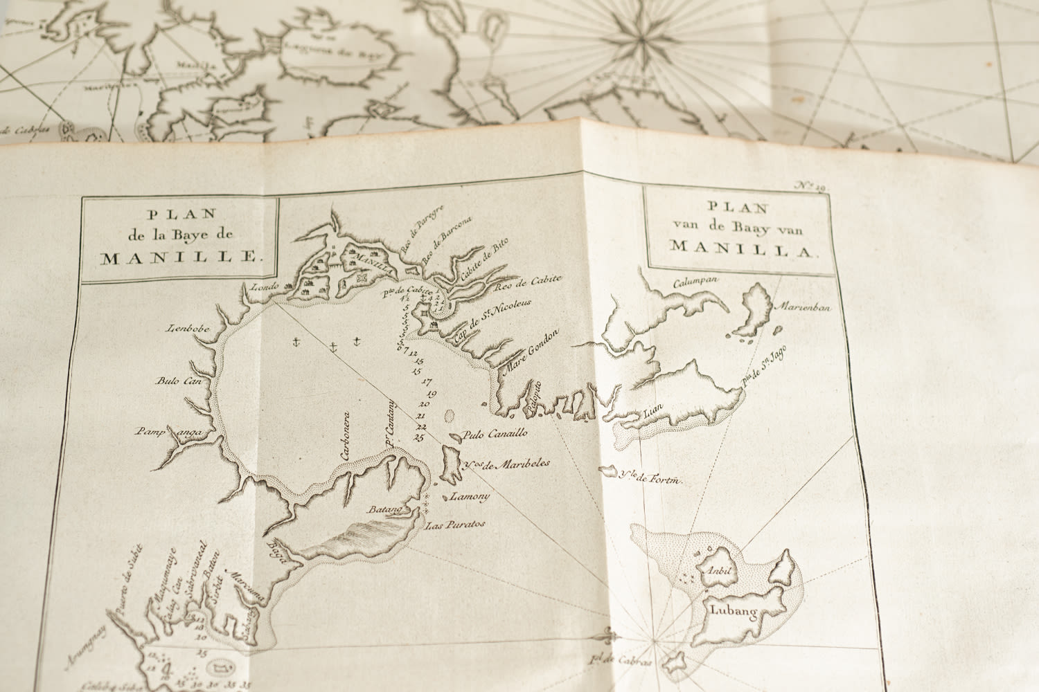 Lord Anson's Voyage Round the World, translated from the English, edited 1749 - Bild 10 aus 11