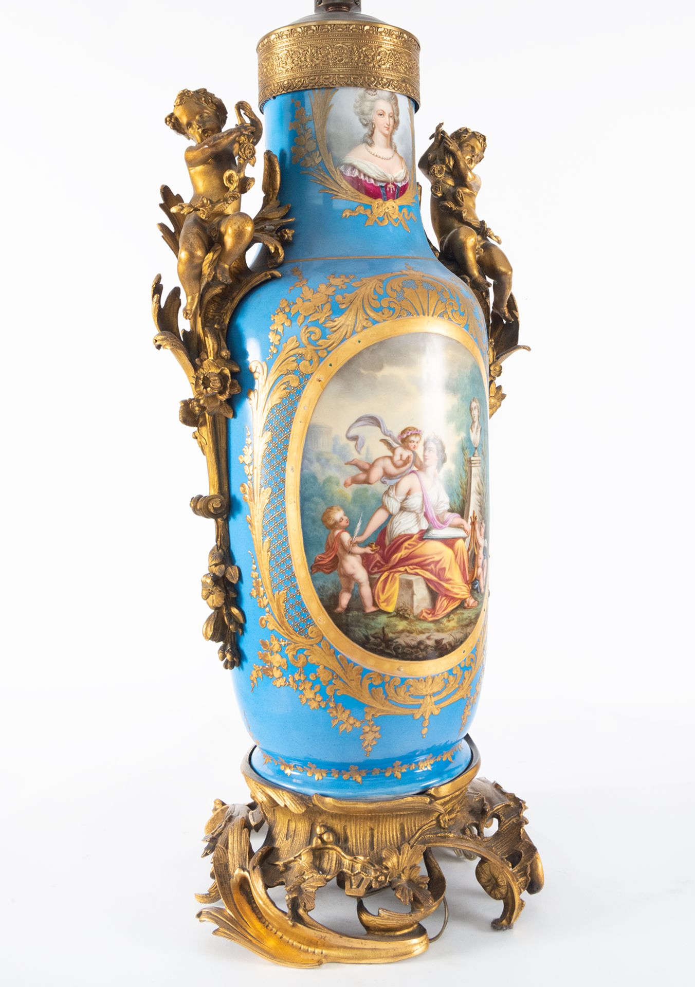 Important Large pair of "bleu celeste" Svres Vases mounted on lamps, French school of the 19th cent - Image 7 of 17