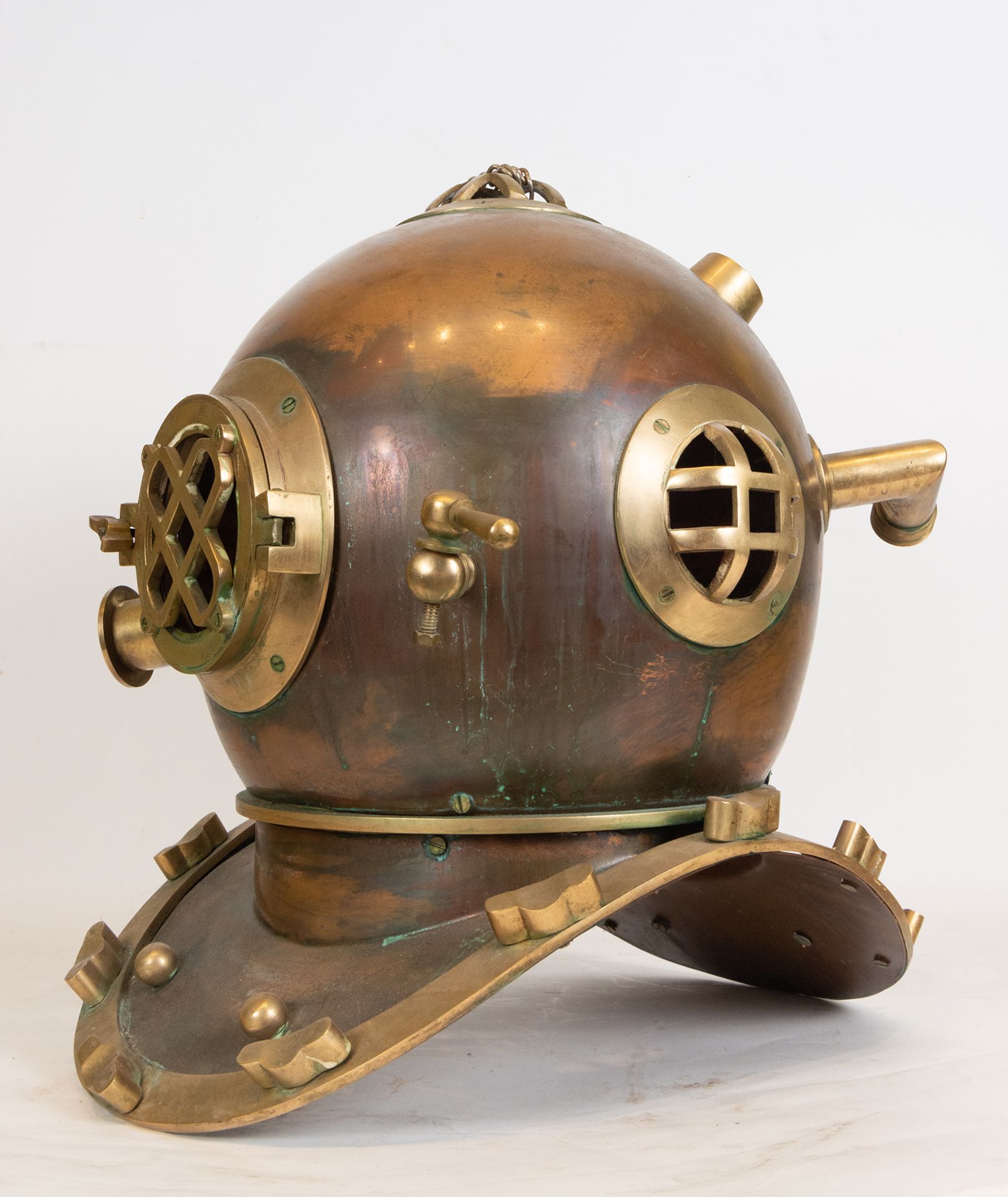Rare Solid Bronze Diver's Helmet, Italy or England, late 19th century - early 20th century - Image 3 of 5