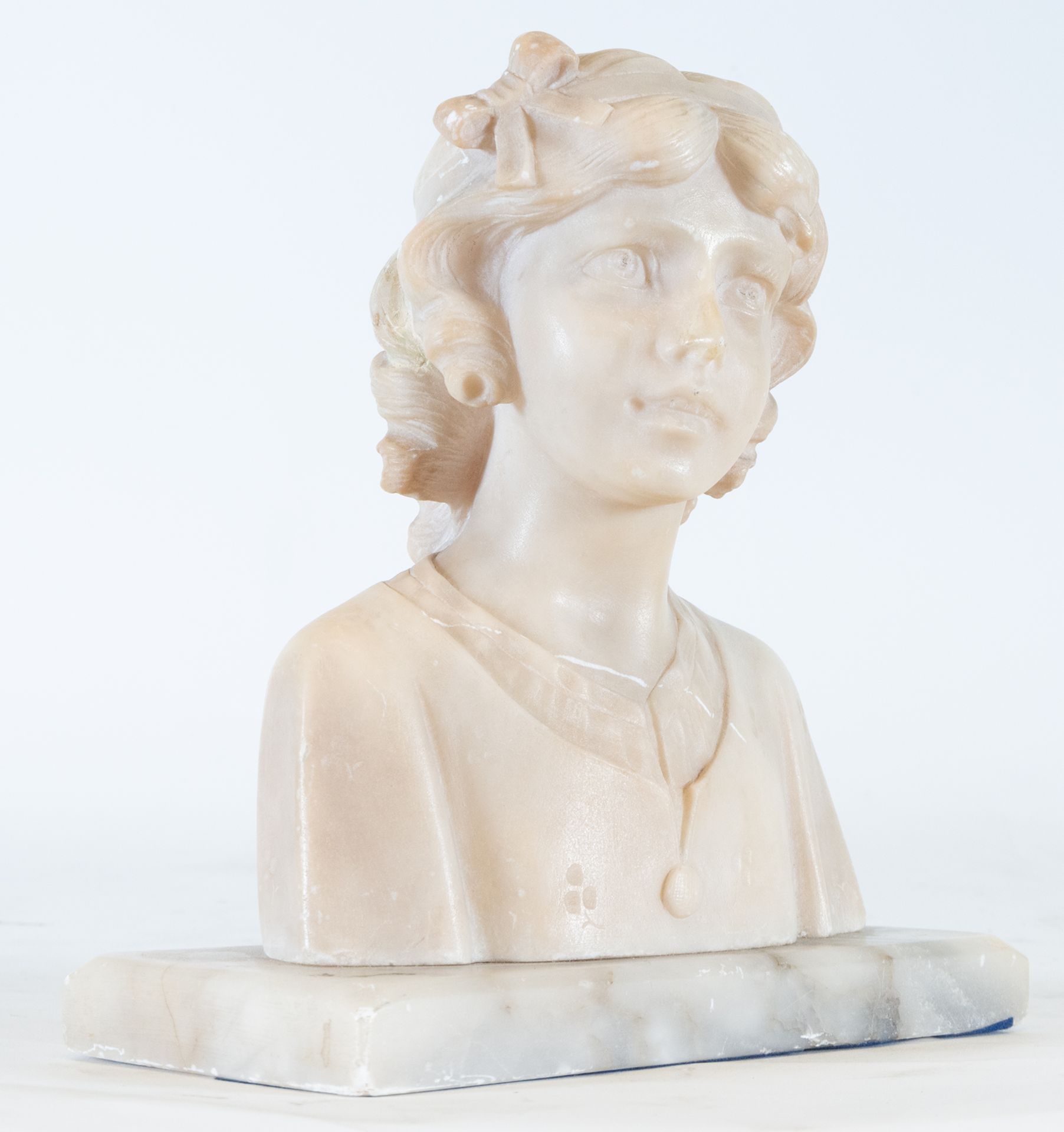 Bust of a Girl in Alabaster, 19th century French school - Image 2 of 3