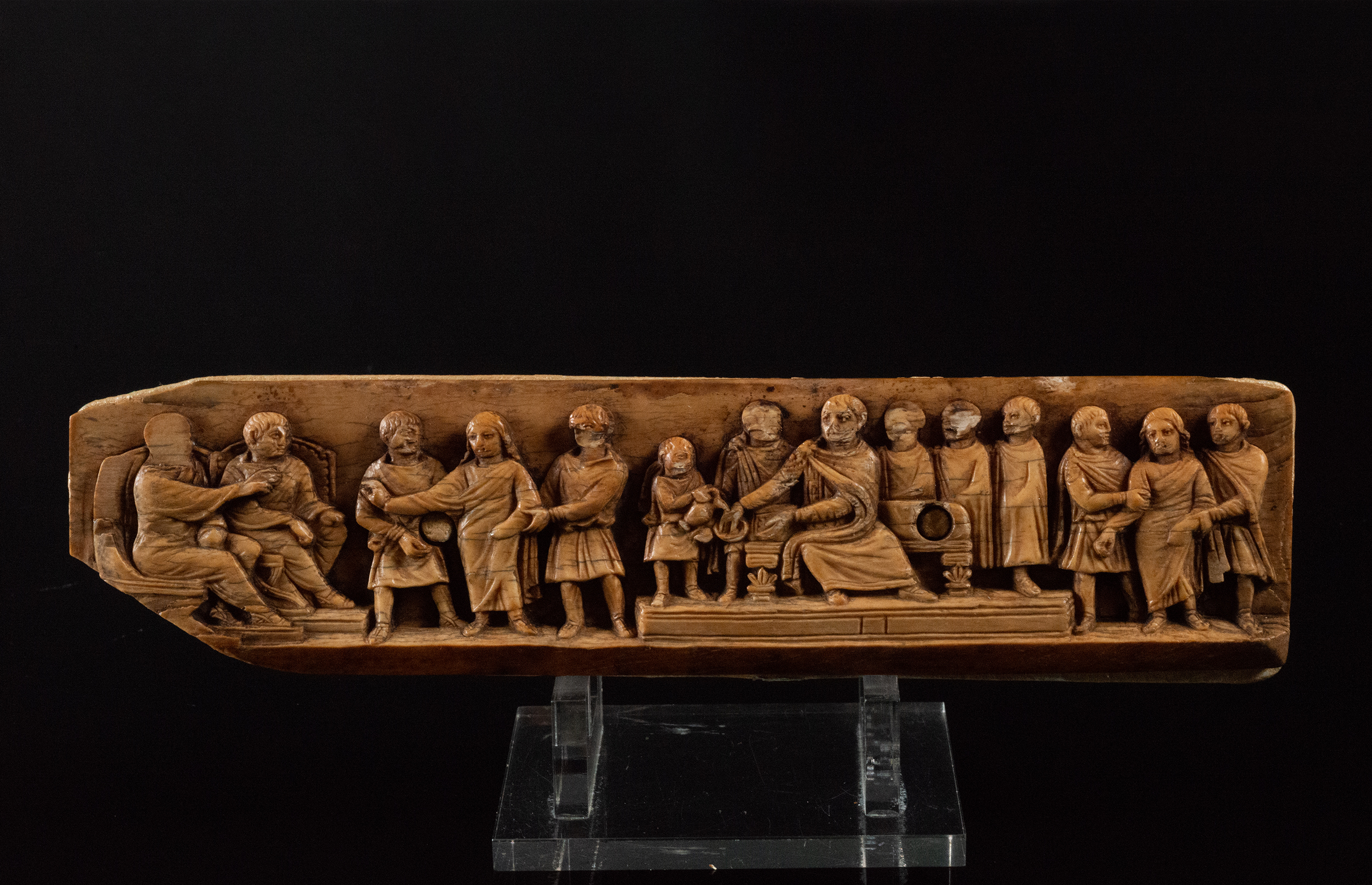"Pilate Washing his Hands before Christ", exceptional Byzantine ivory relief carving, 13th - 14th ce