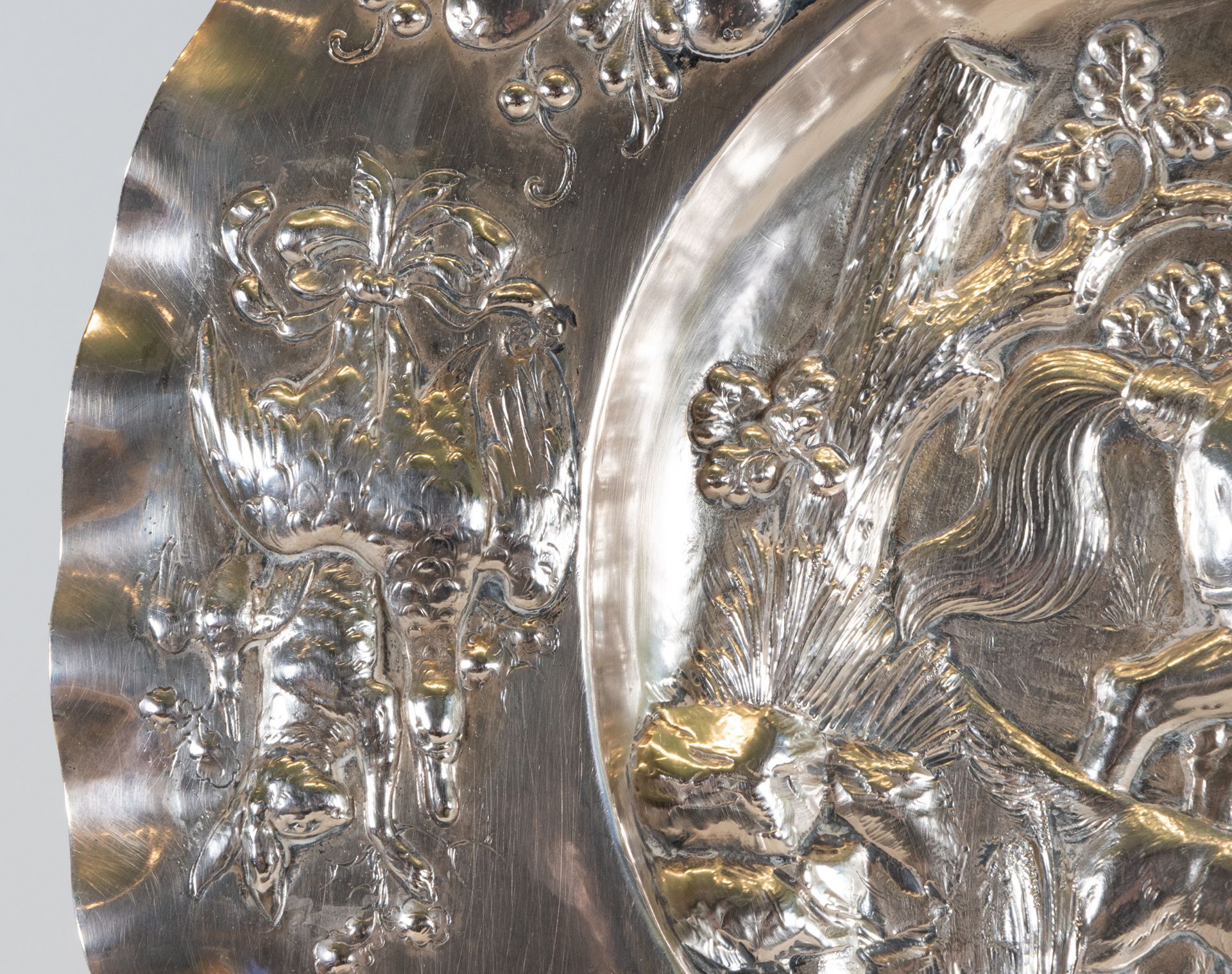 Large Pair of Sterling Silver Trays with Chivalry Motifs, Marks of England, 19th Century - Image 3 of 12