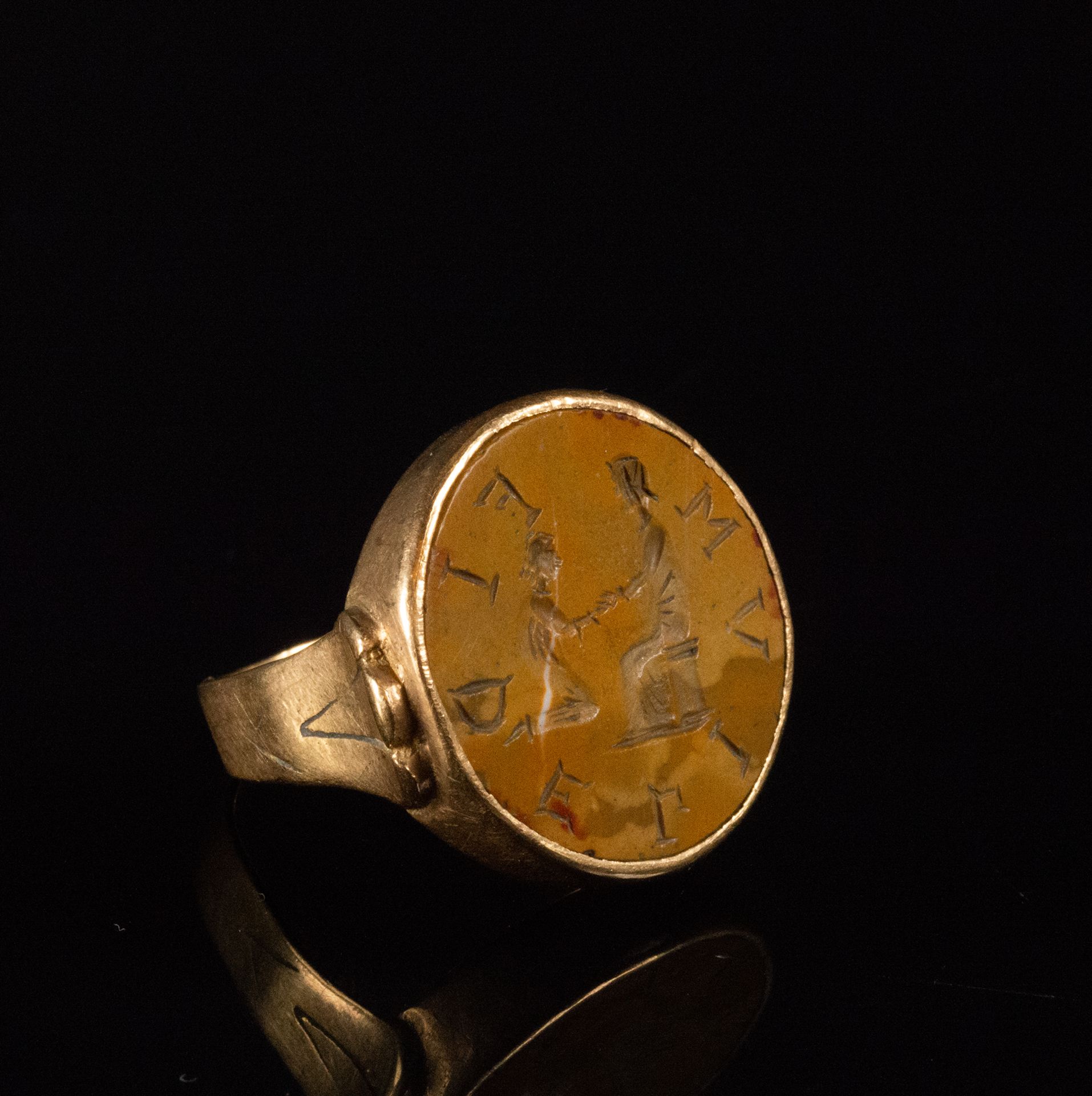 "Fidetium", Roman intaglio mounted in 18K gold