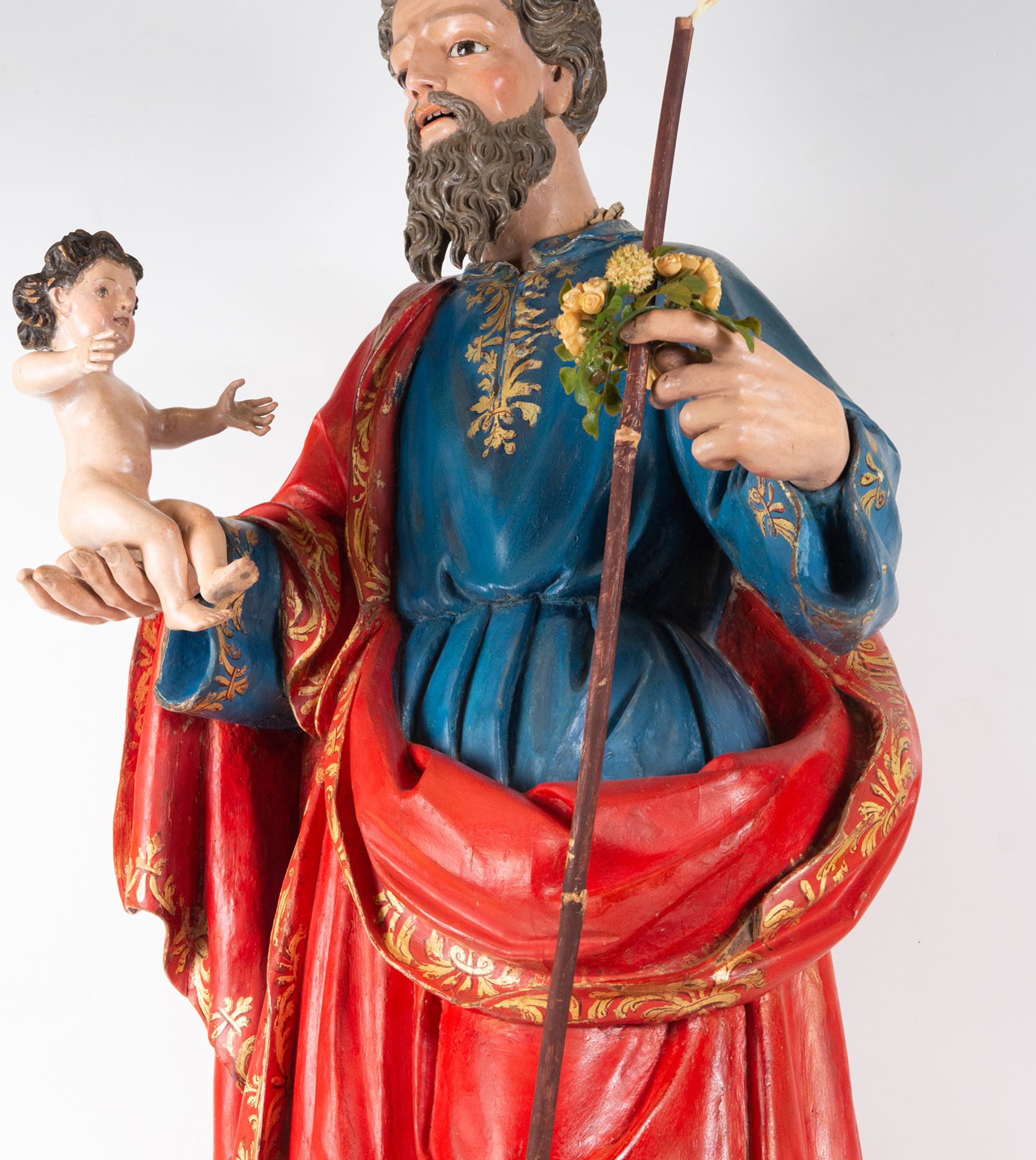 Spectacular Carving of Saint Joseph with the Child in Arms, school of JosŽ Laughing, Granada school  - Image 11 of 18