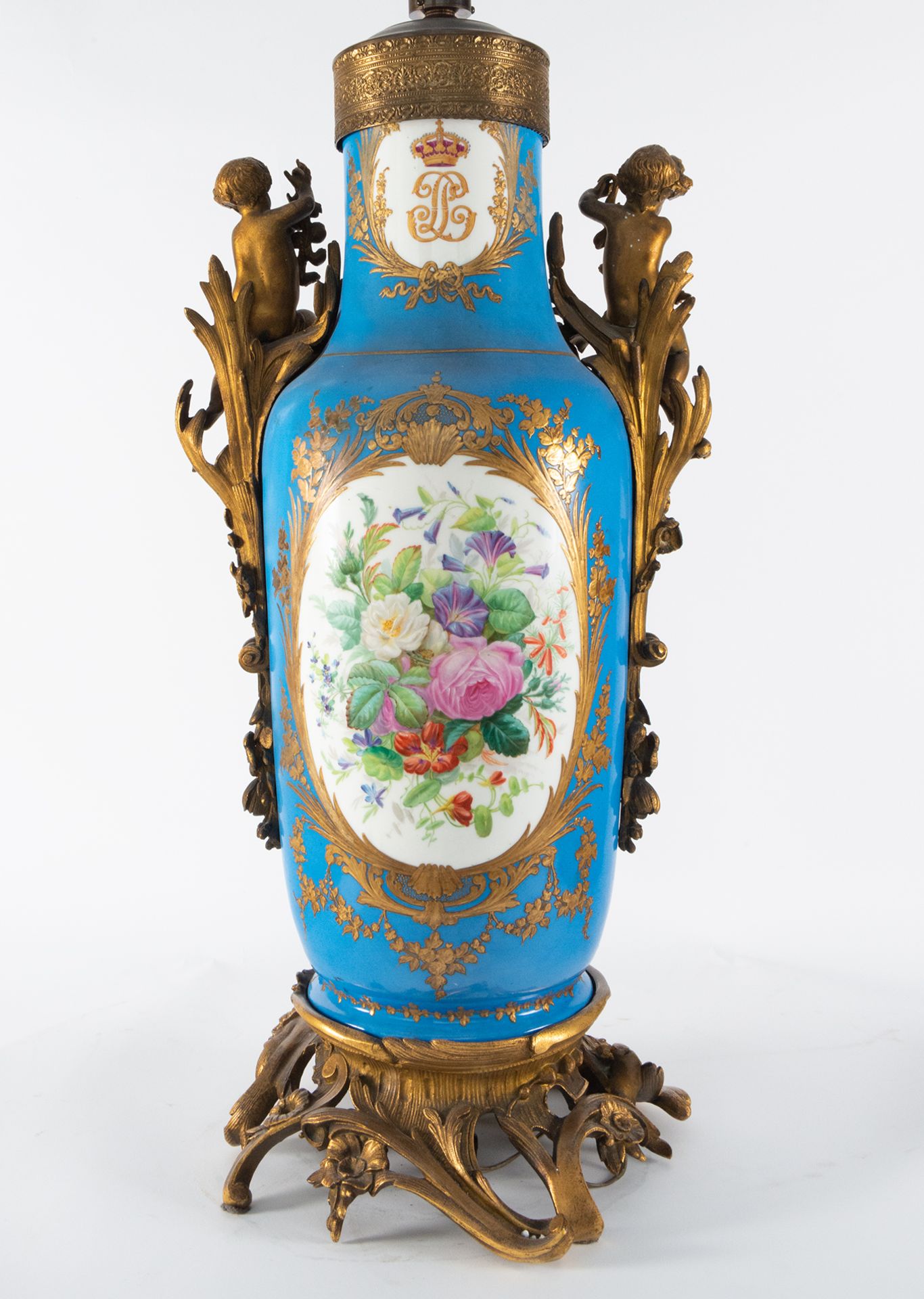 Important Large pair of "bleu celeste" Svres Vases mounted on lamps, French school of the 19th cent - Image 8 of 17