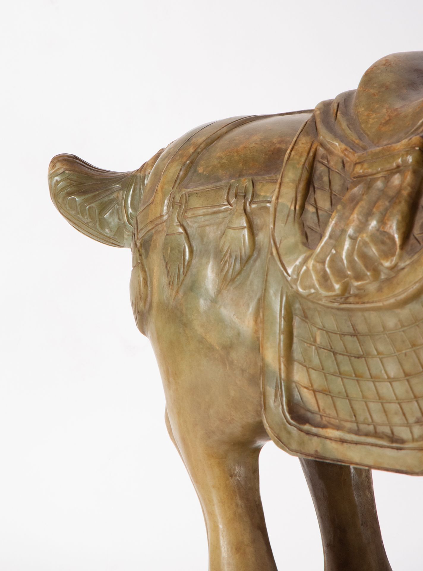 Important Chinese Horse in Jade, XIX - XX centuries - Image 8 of 10