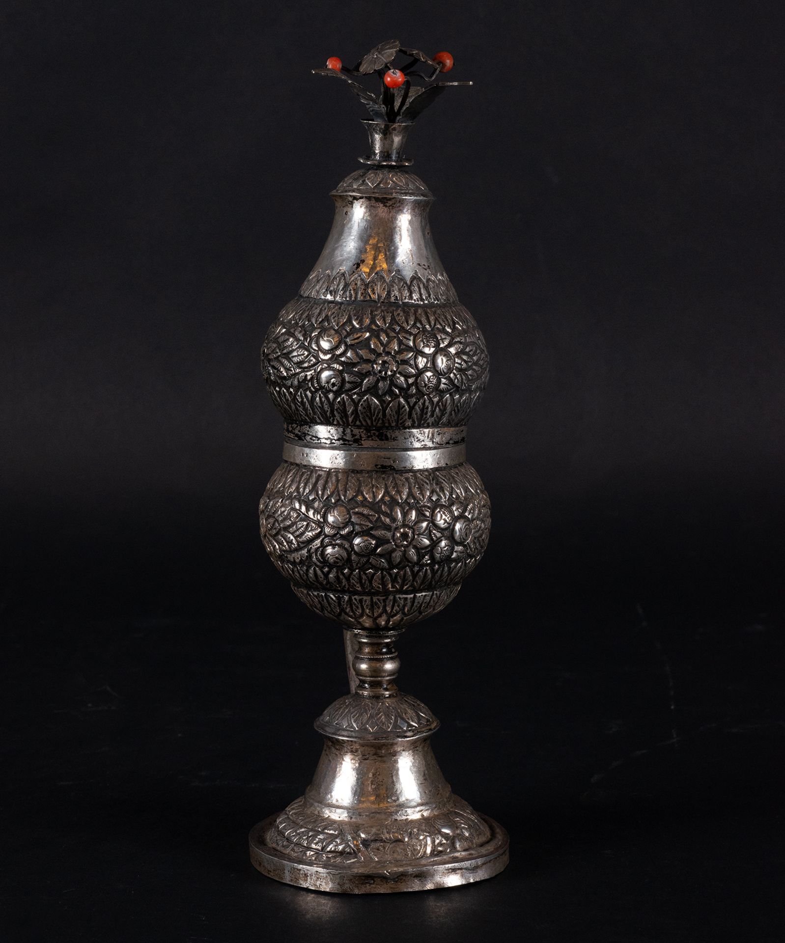 Chocolate cup in solid silver, Trapani, Sicily, Italian work of the 18th century
 - Bild 6 aus 8