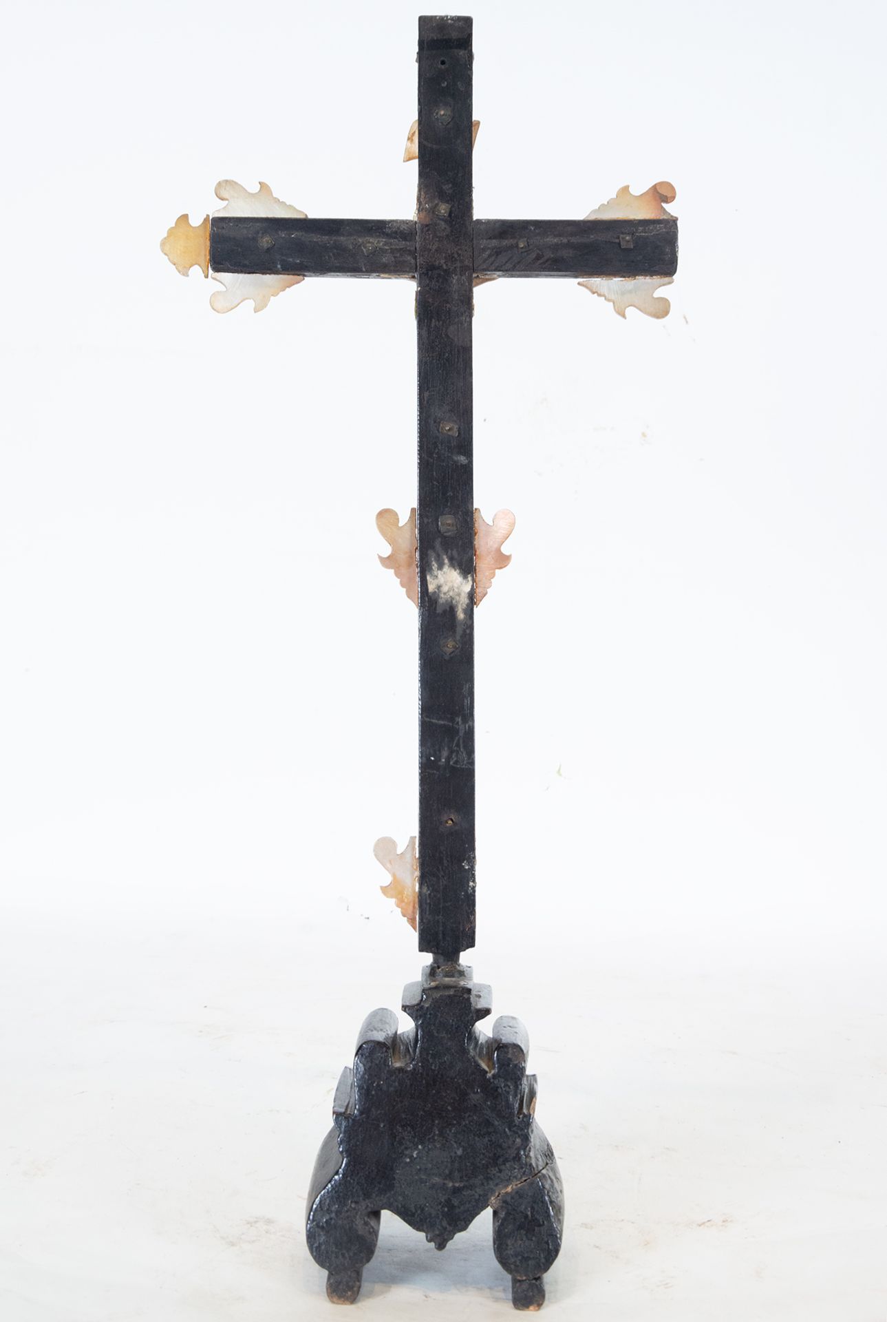 Jerusalem Cross in ebonized wood and mother-of-pearl, 18th century - Image 4 of 4