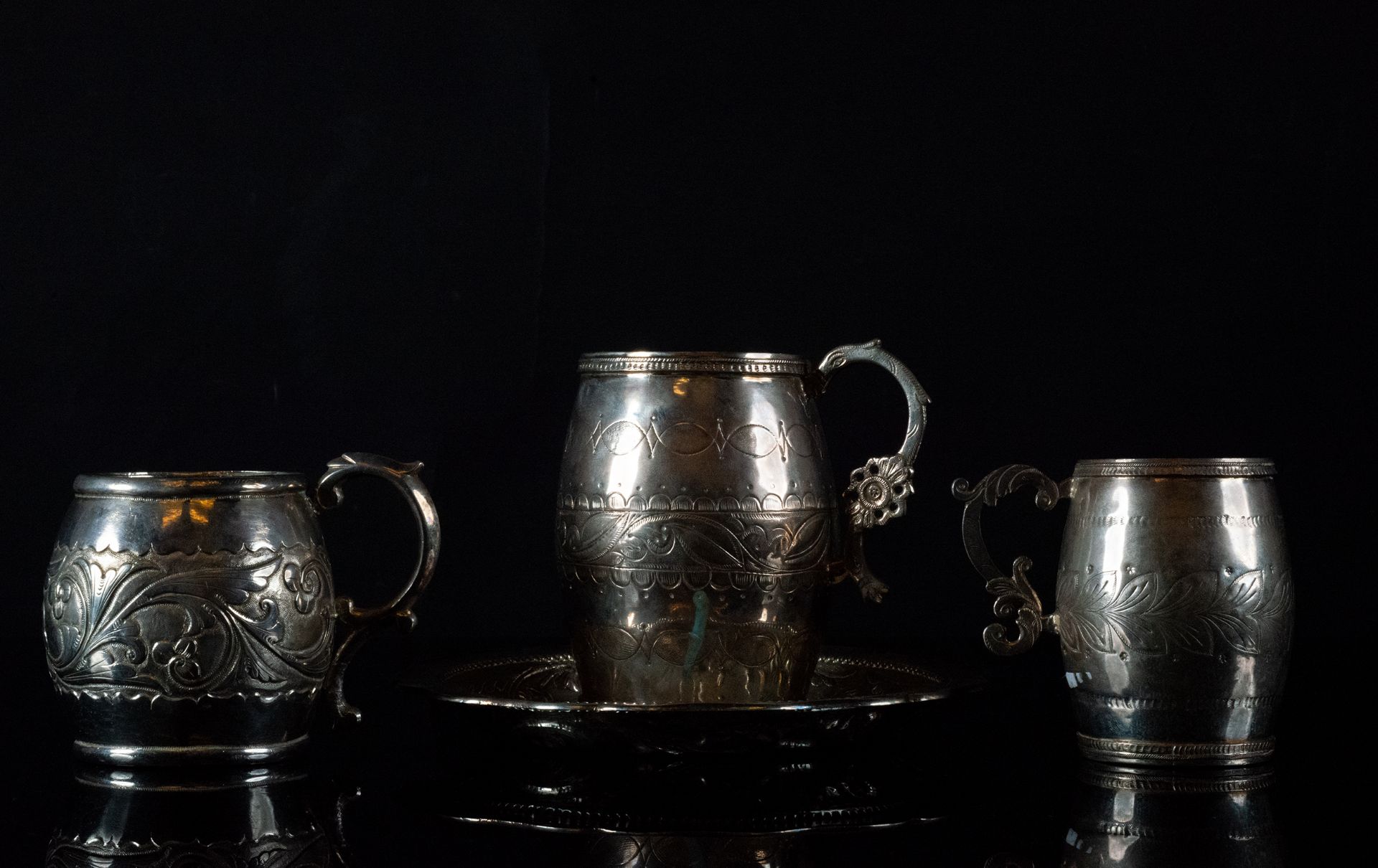 Set of three jugs for Chocolate with its underplate, Viceroyalty of Peru, 18th - 19th century - Bild 2 aus 8
