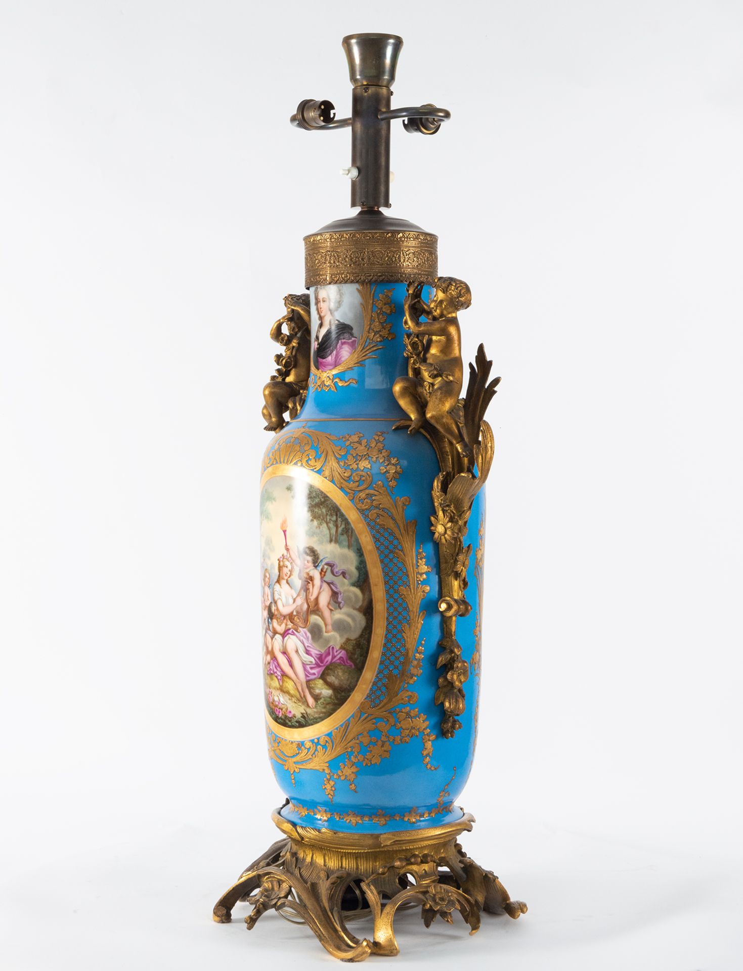 Important Large pair of "bleu celeste" Svres Vases mounted on lamps, French school of the 19th cent - Image 13 of 17