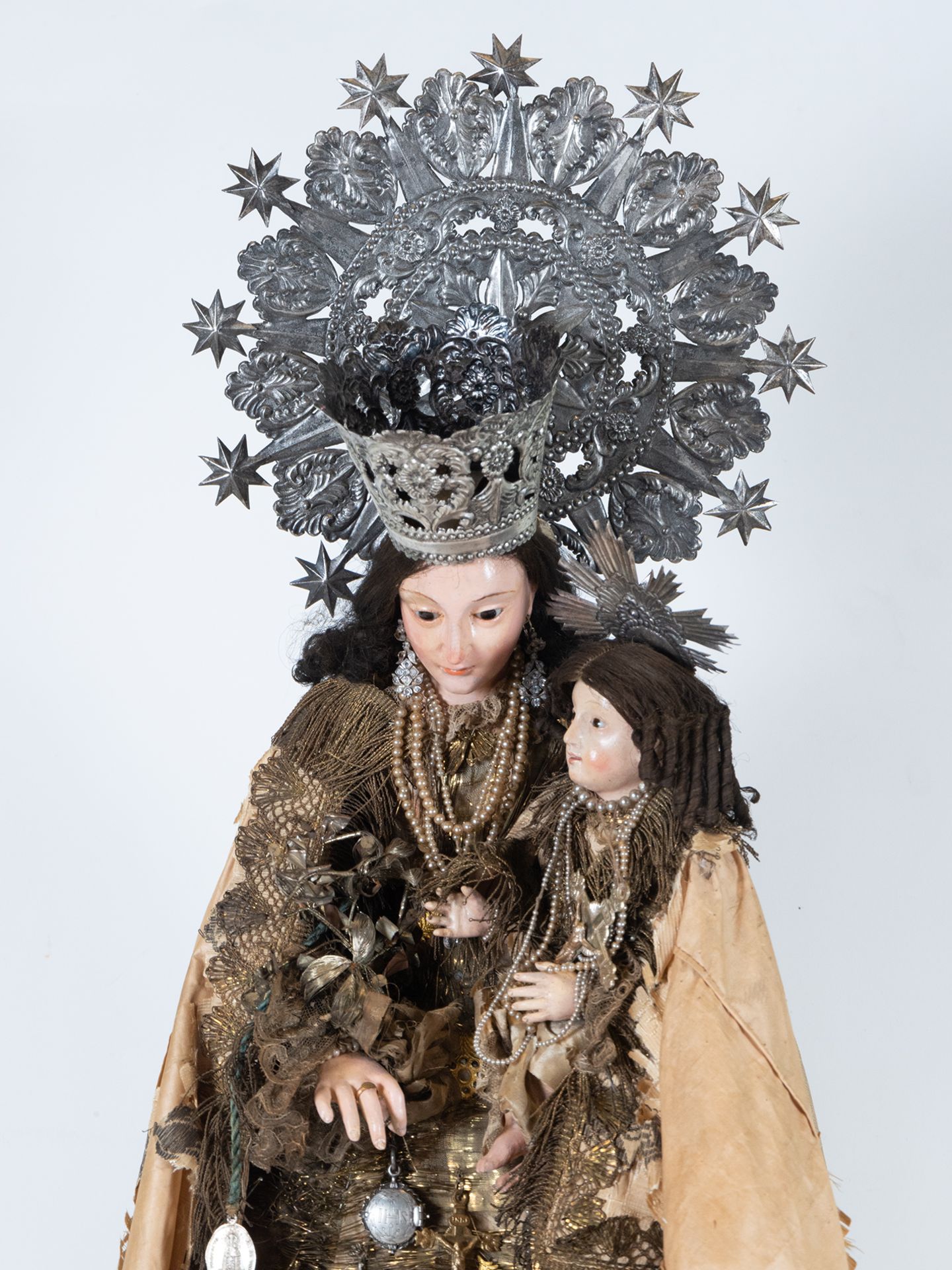 Exceptional Virgin of the Forsaken or "Geperudeta", Valencian school of the 18th century - Image 3 of 7